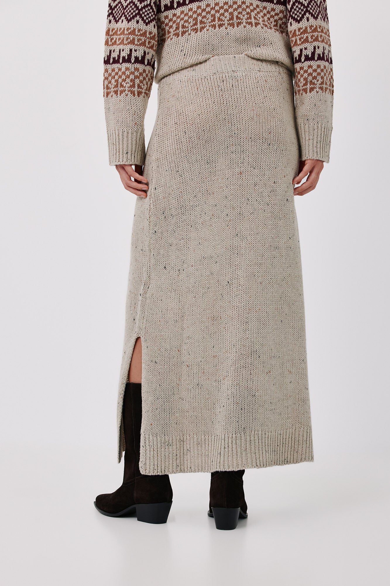 Cortefiel Knit midi skirt Ivory