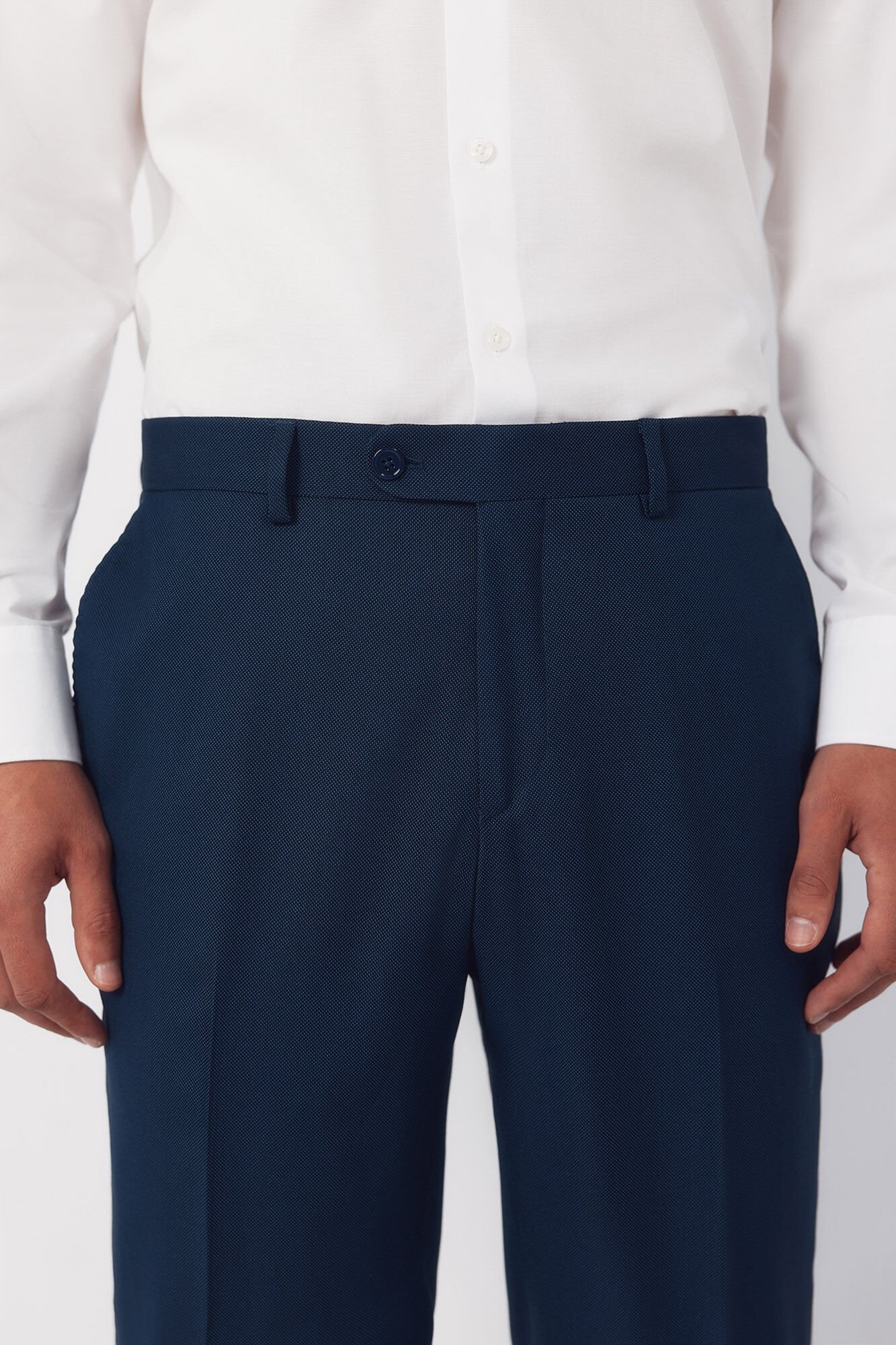 Cortefiel Cal&ccedil;as estruturadas azuis do s&eacute;culo XXI Azul