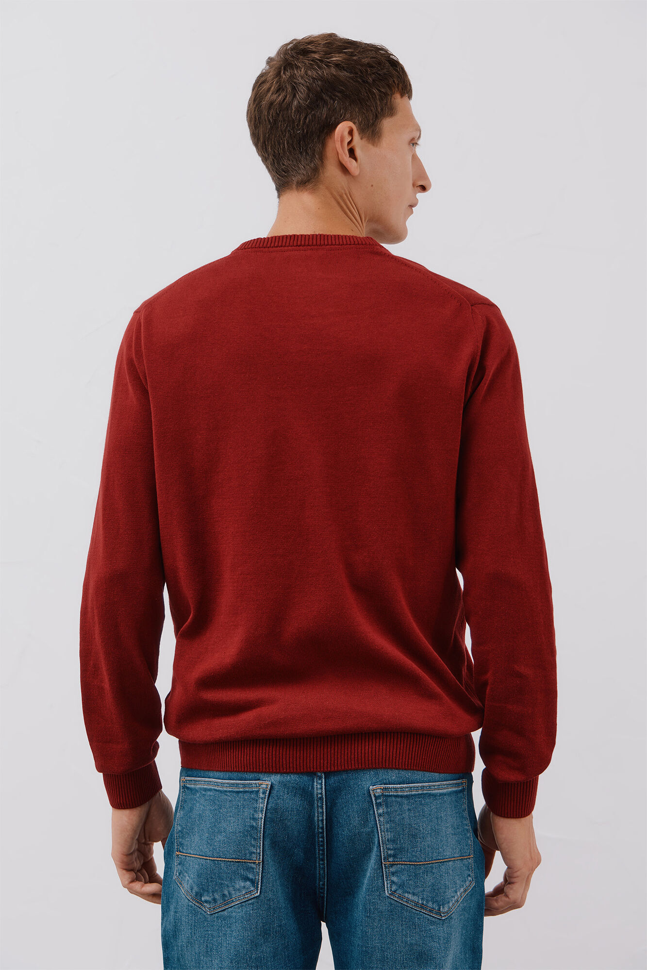 Cortefiel Fine jersey-knit cotton v neck jersey Maroon
