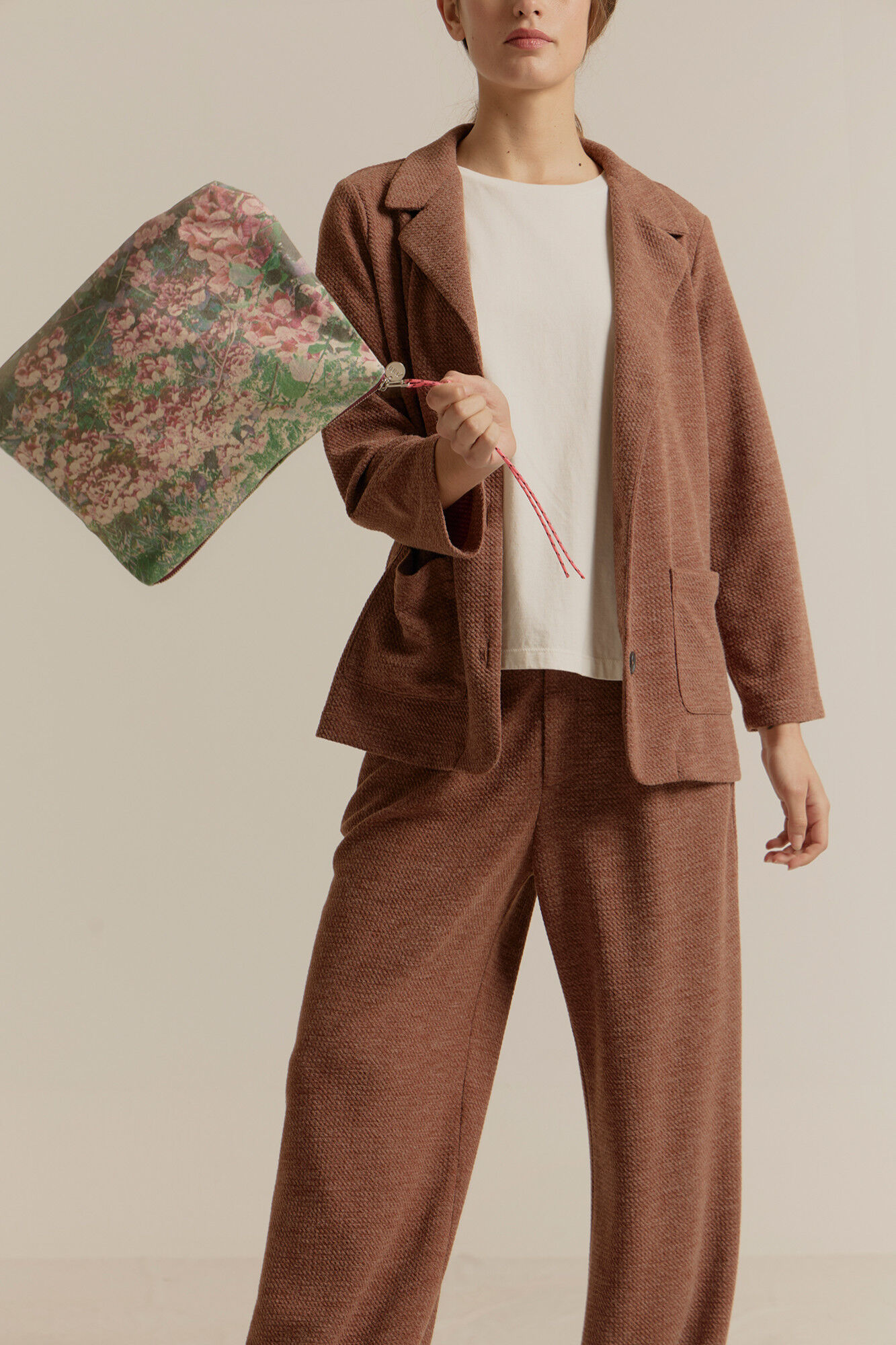 Zubi Bolso de mano Pouch