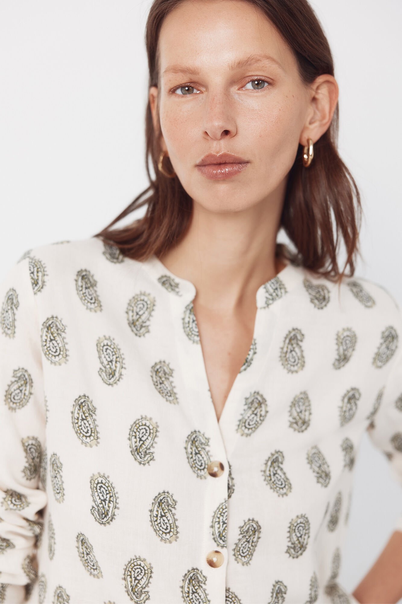 Cortefiel Mandarin collar shirt Printed green