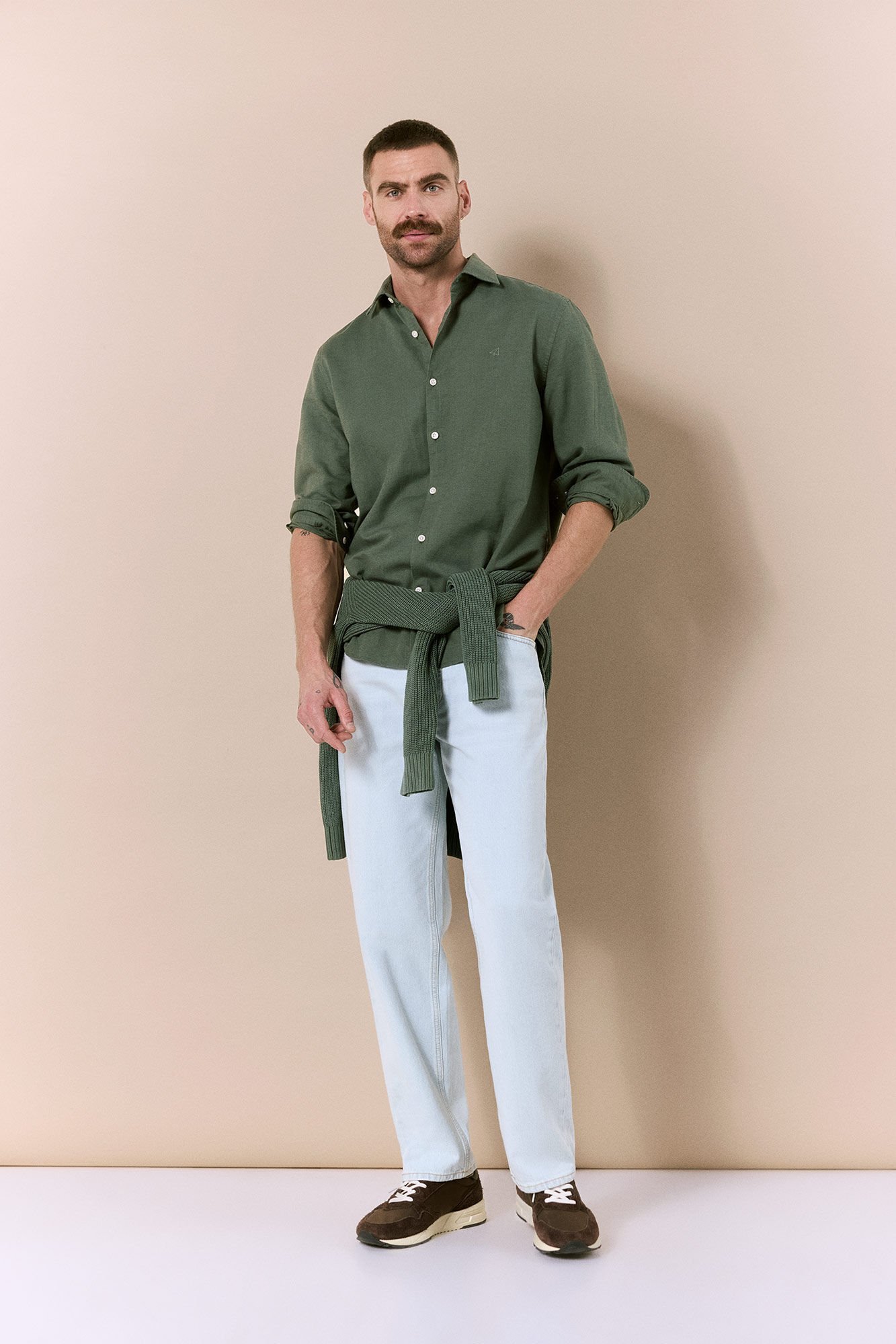 OOTO Camisa manga comprida em algod&atilde;o e linho