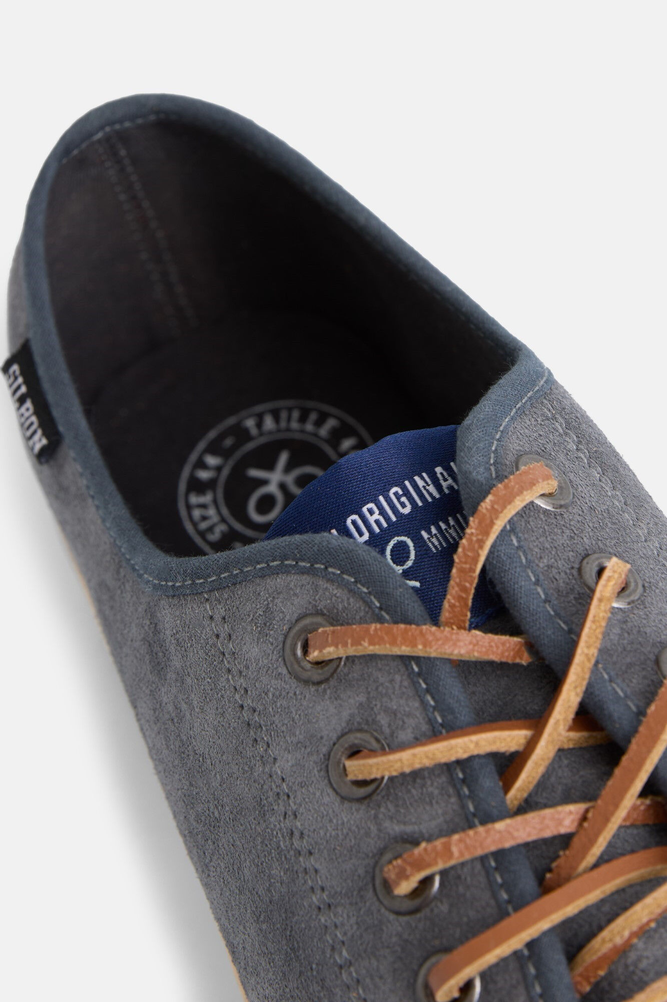 Silbon Zapatilla cl&aacute;sica serraje Gris