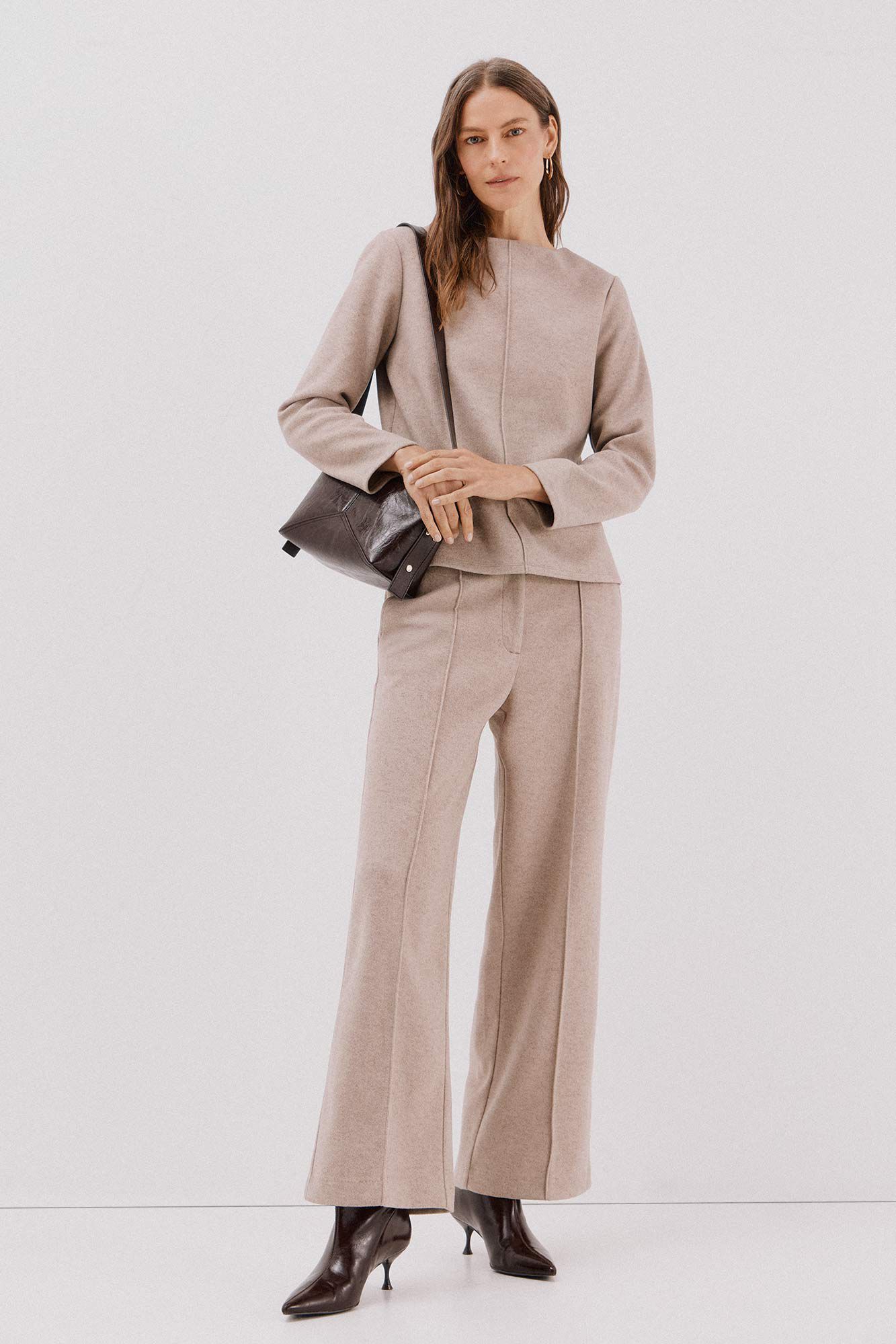 Cortefiel Top escote chimenea Beige