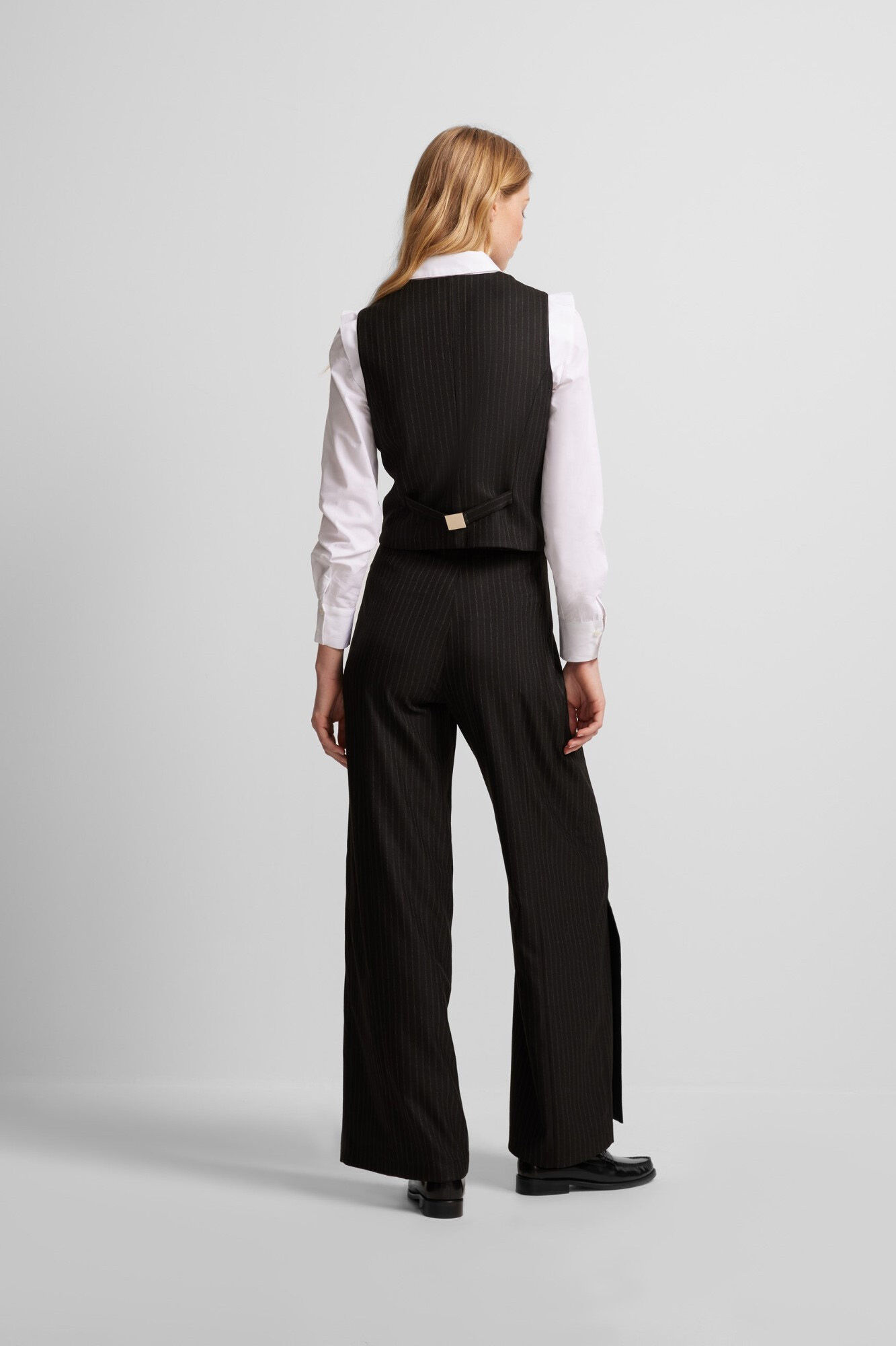 Silbon Pantal&oacute;n palazzo raya diplom&aacute;tica Gris