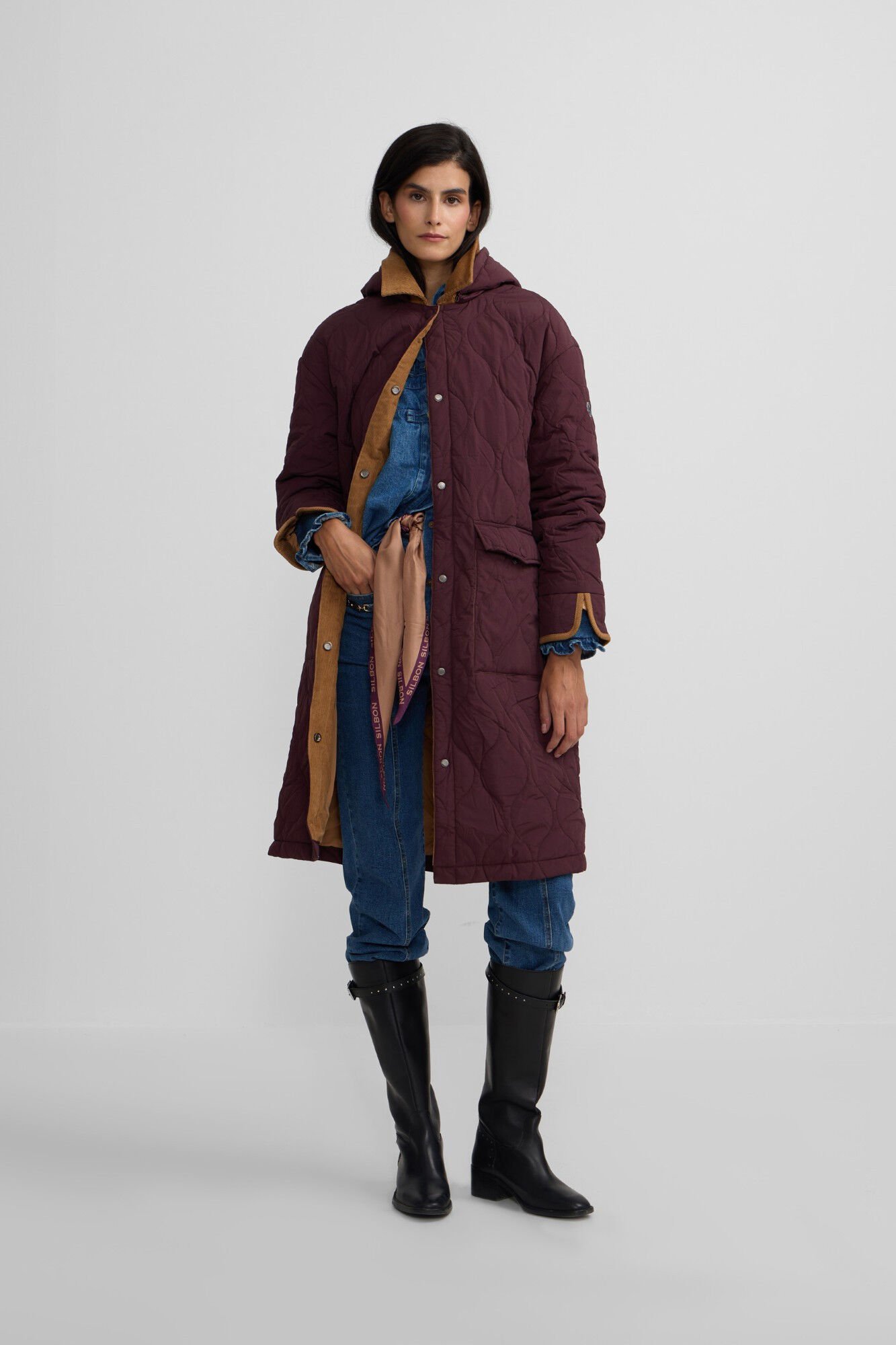 Silbon Parka longa acolchoada com detalhes de veludo cotel&ecirc;