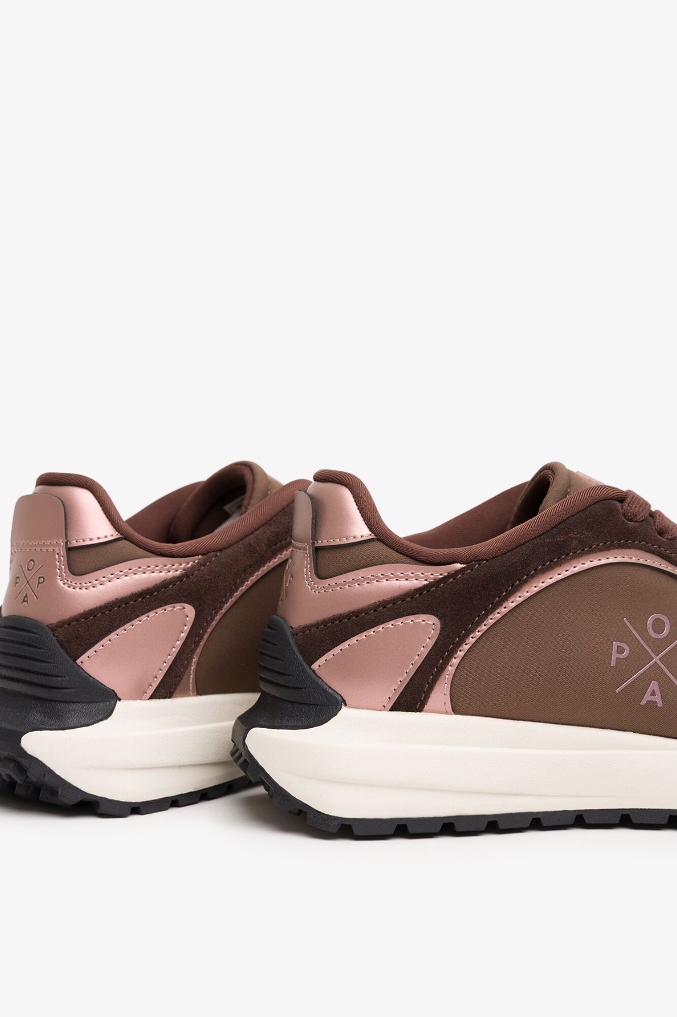 Popa Zapatilla Blake laminado