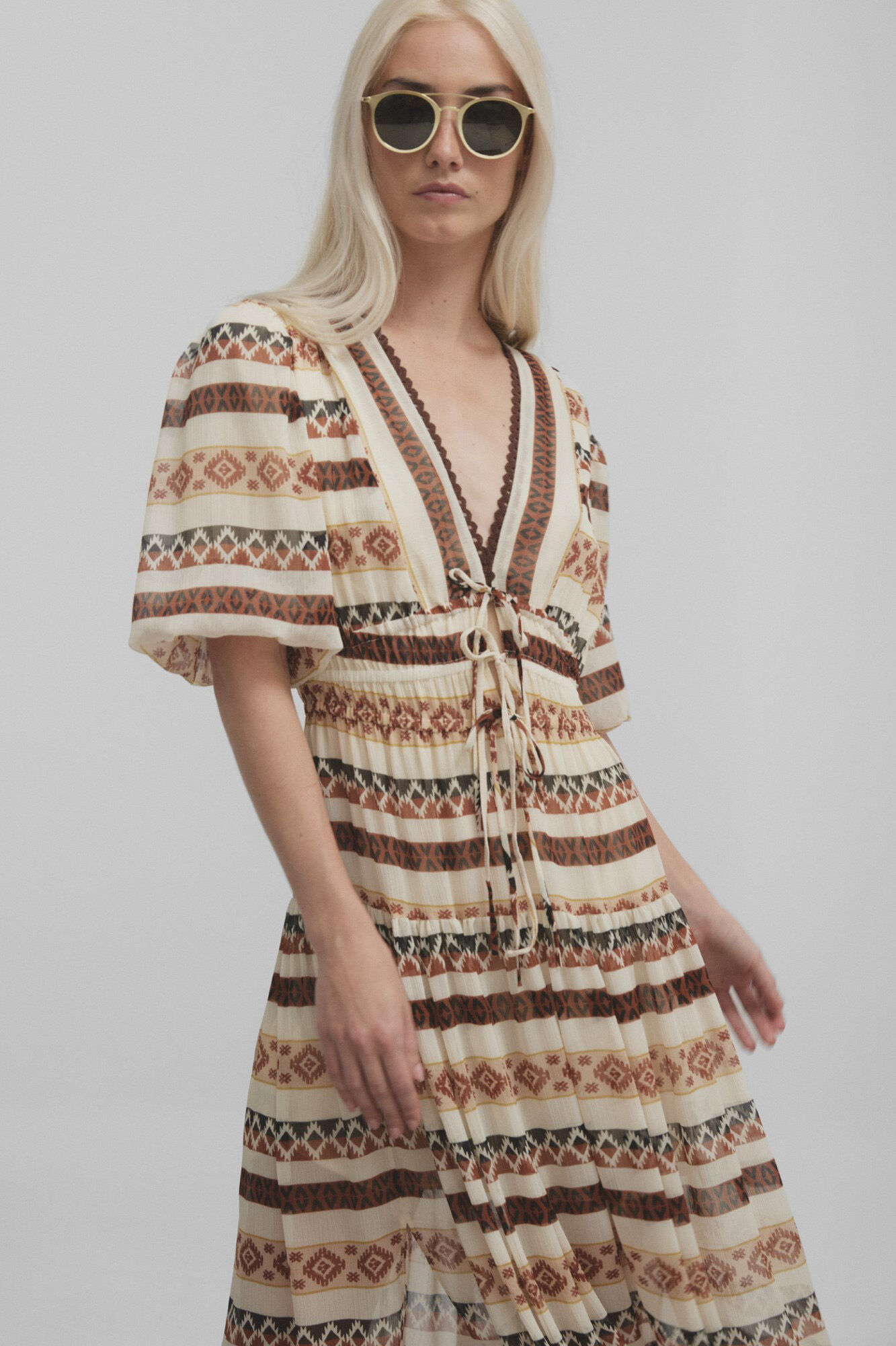 Silbon Vestido comprido com estampado &eacute;tnico  Tostado