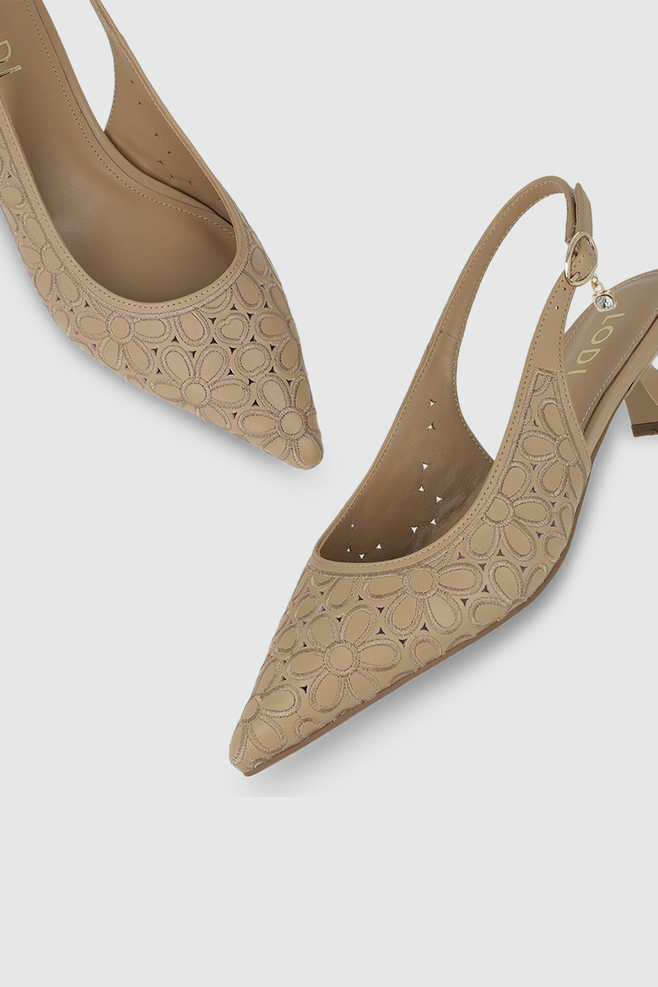 Lodi Sapatos de salto abertos atr&aacute;s em pele Tostado