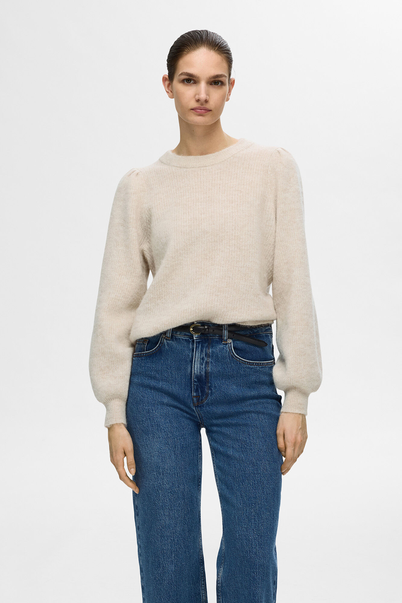 Selected Femme Jersey Rib de cuello redondo confeccionado con lana y alpaca. Gris