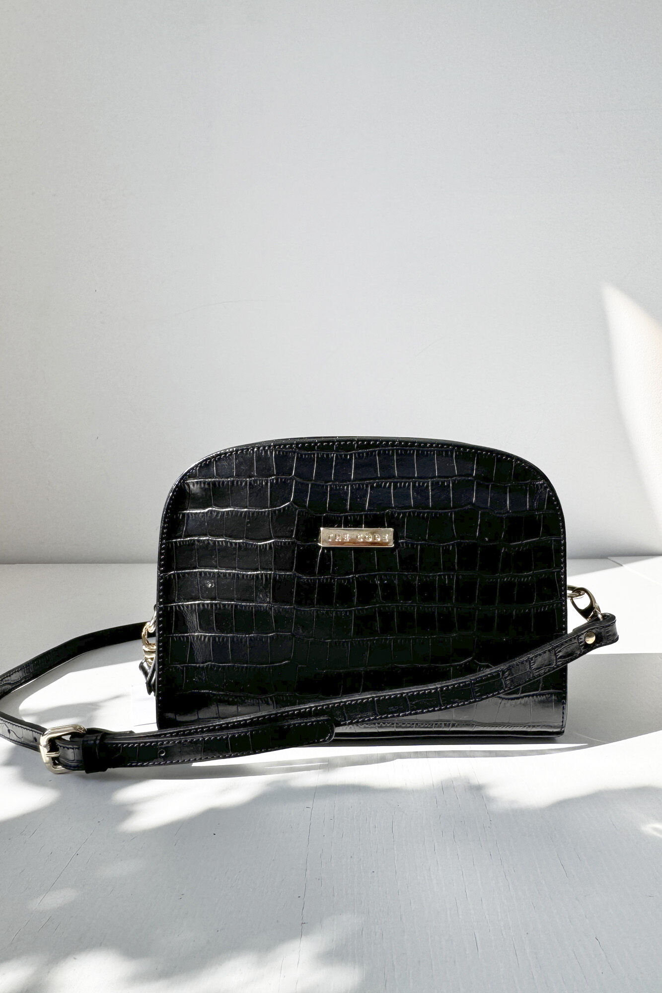 The Code Bolsa tiracolo Cassandra preta Preto