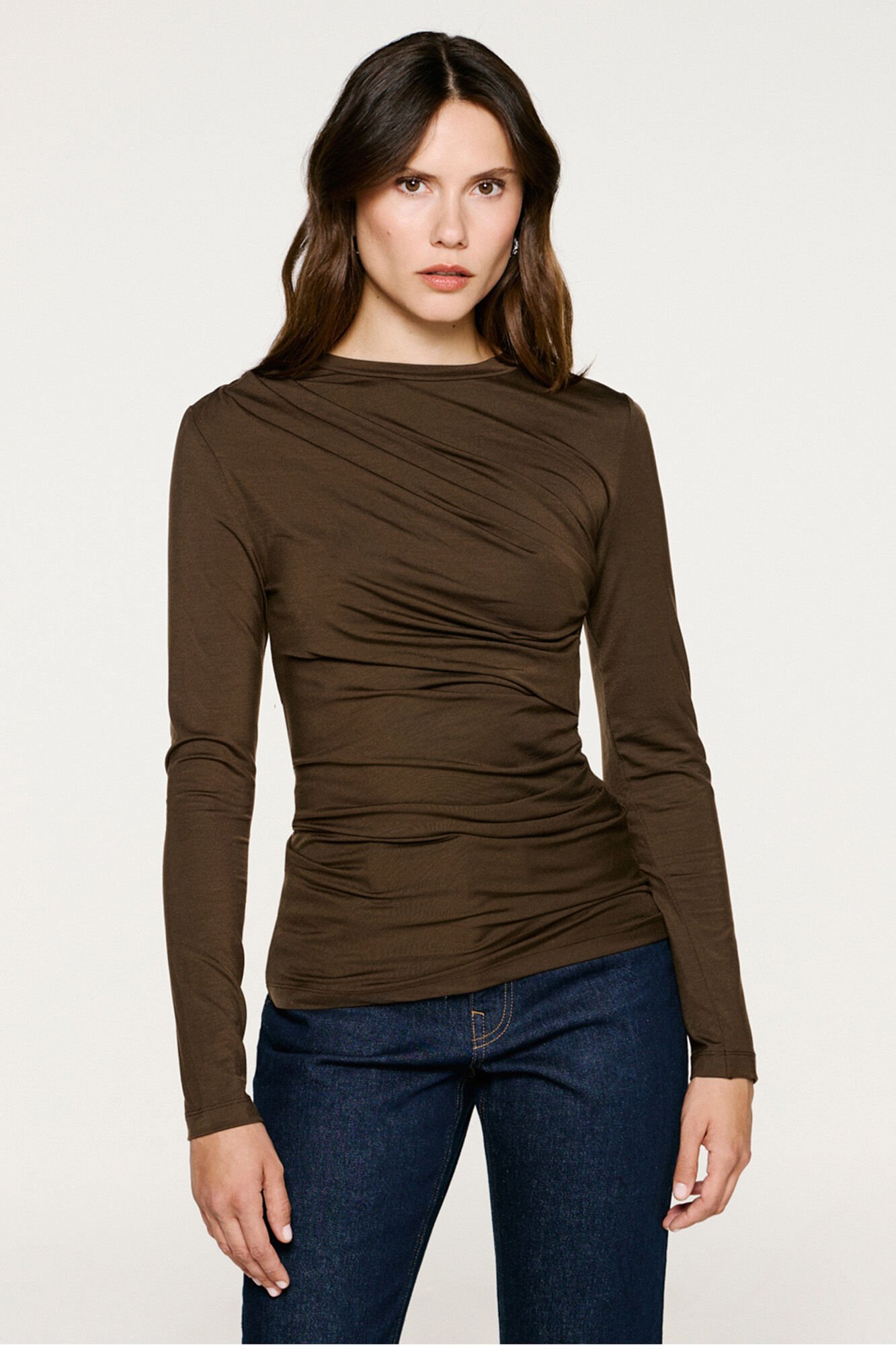 Selected Top slim fit franzido Castanho