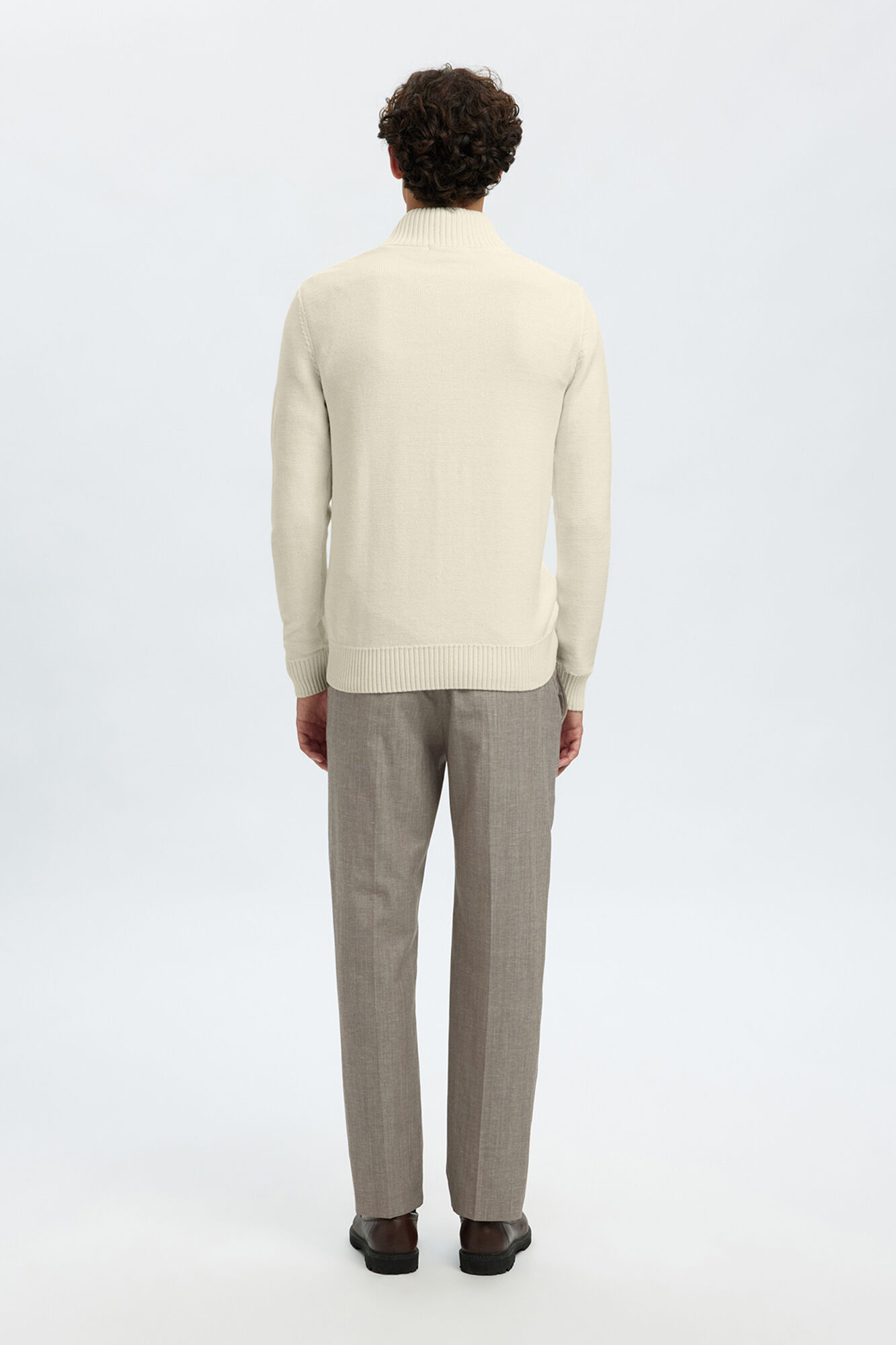 Selected Camisola estruturada 100% algod&atilde;o org&acirc;nico com meia fecho-&eacute;clair . Tostado