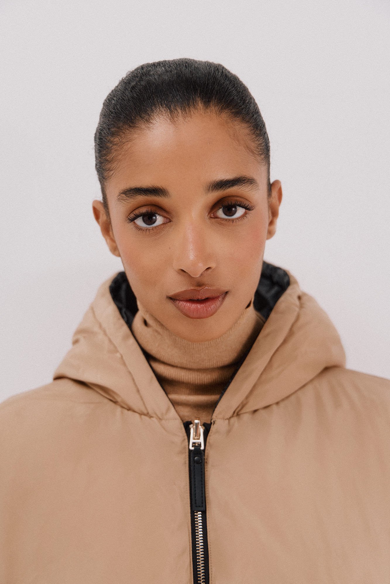 Cortefiel Long reversible gilet Black