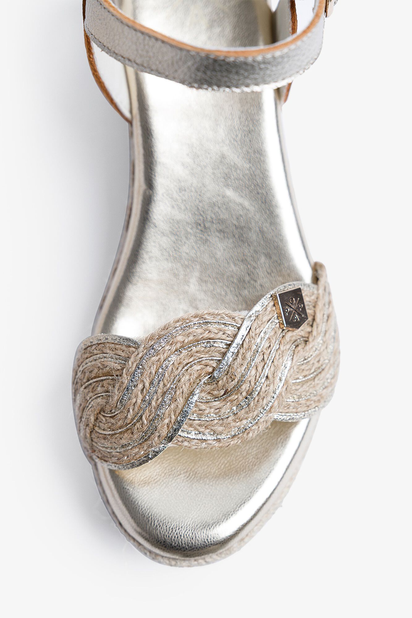 Popa Sand&aacute;lia cunha baixa senhora Garua Juta Dourado