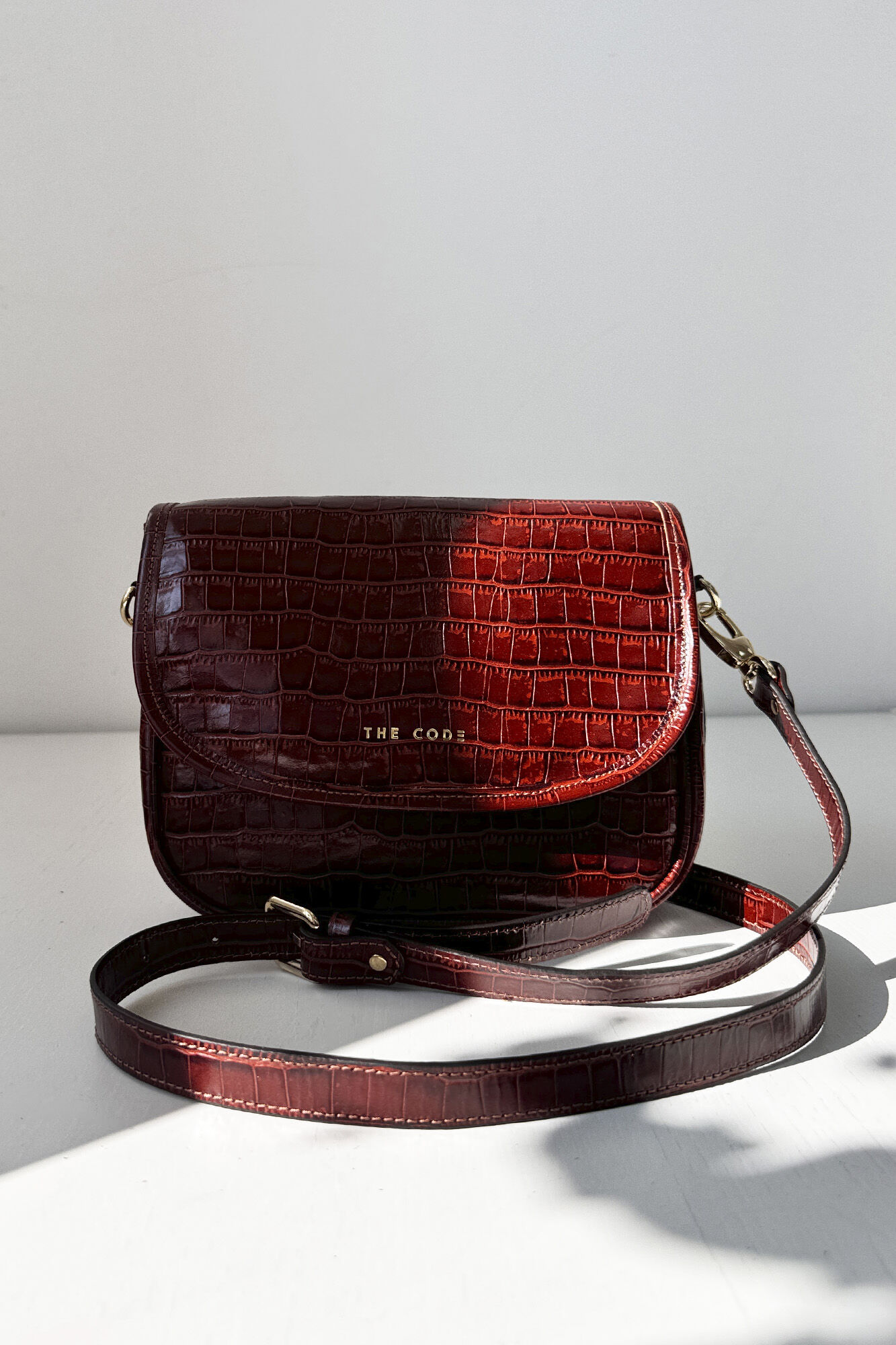 The Code Claudia Praline Shoulder Bag Brown