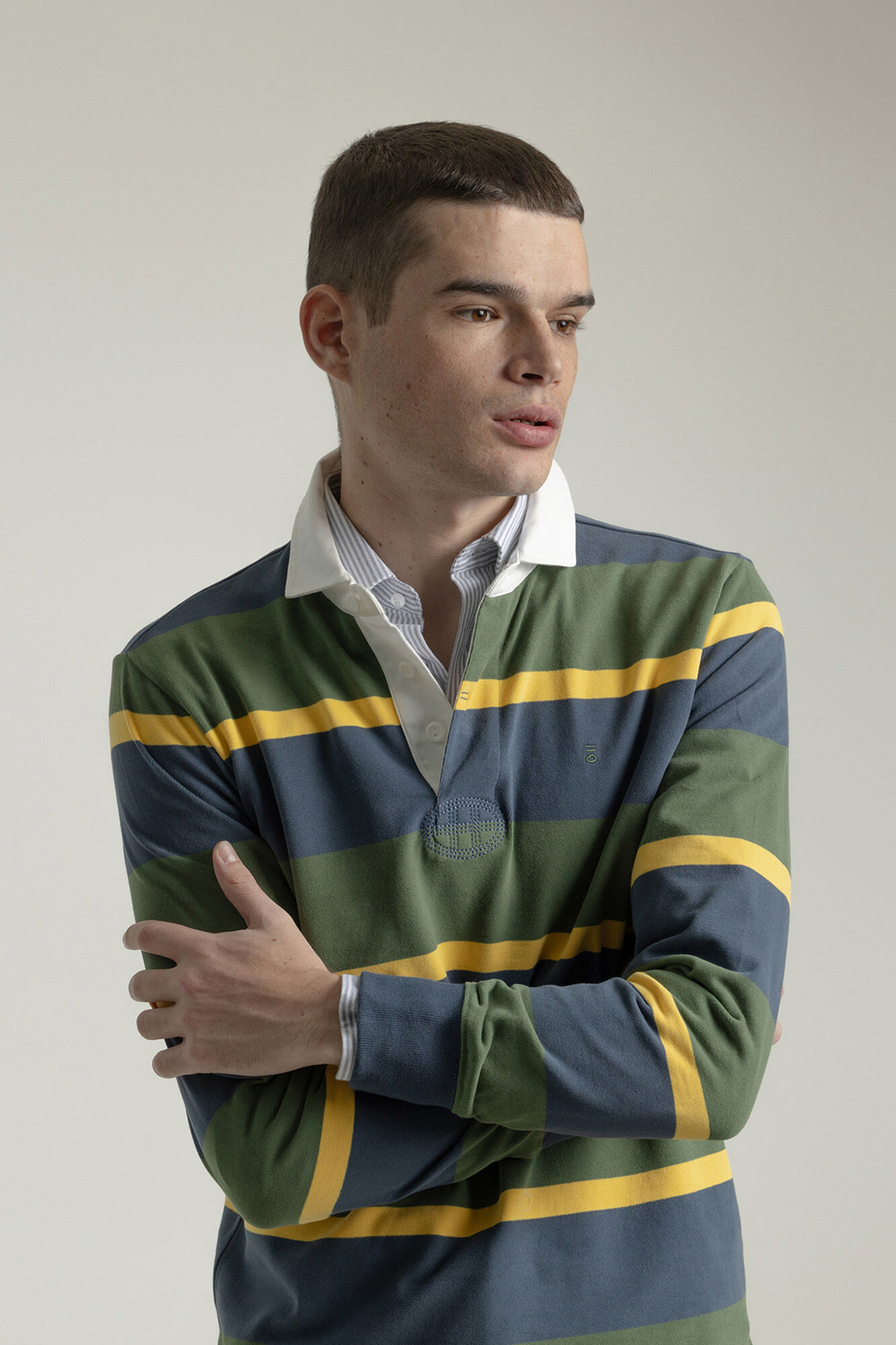 PuroEGO Camisa polo de algod&atilde;o multi-listrada