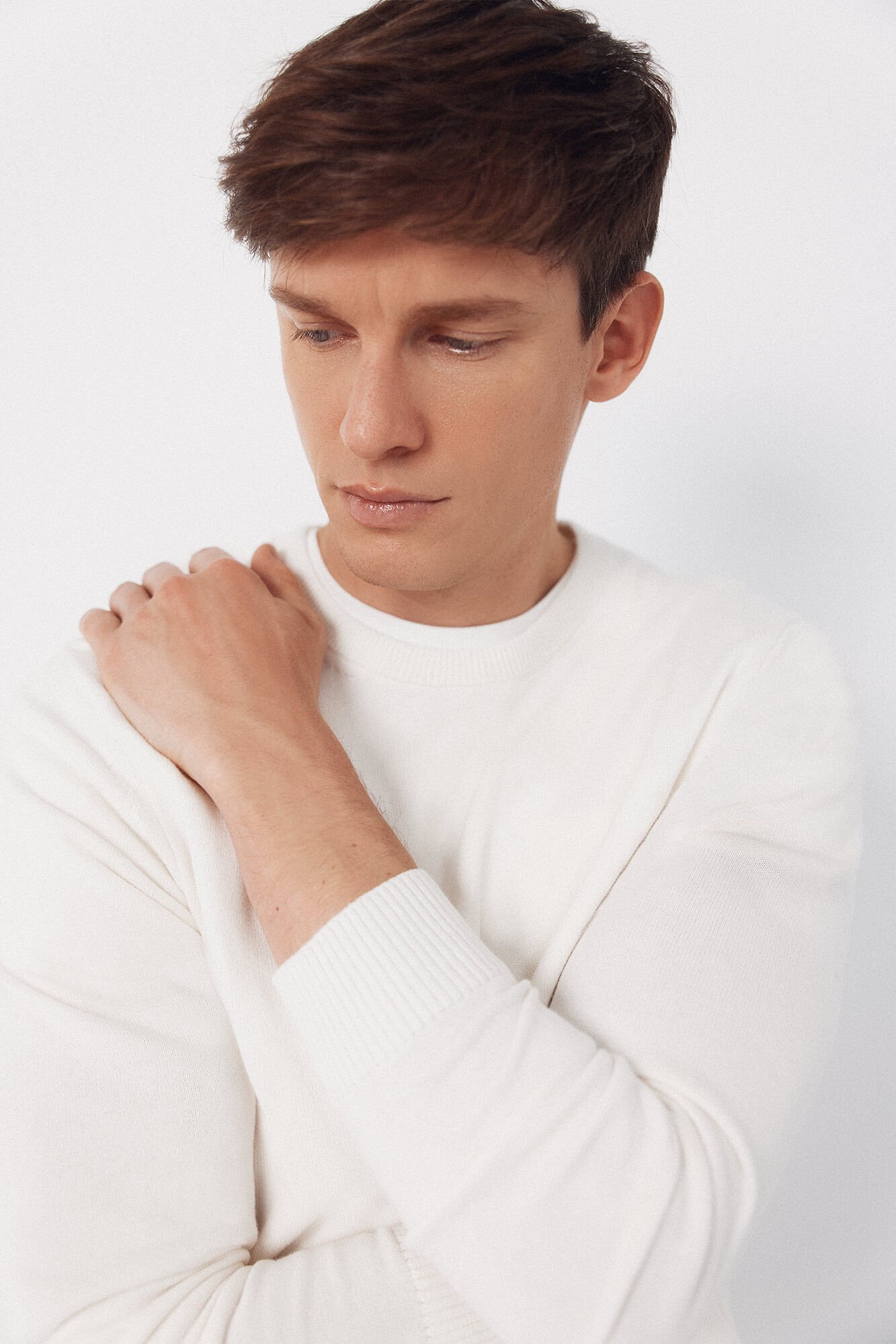 Cortefiel Basic cotton knit round neck jersey-knit White