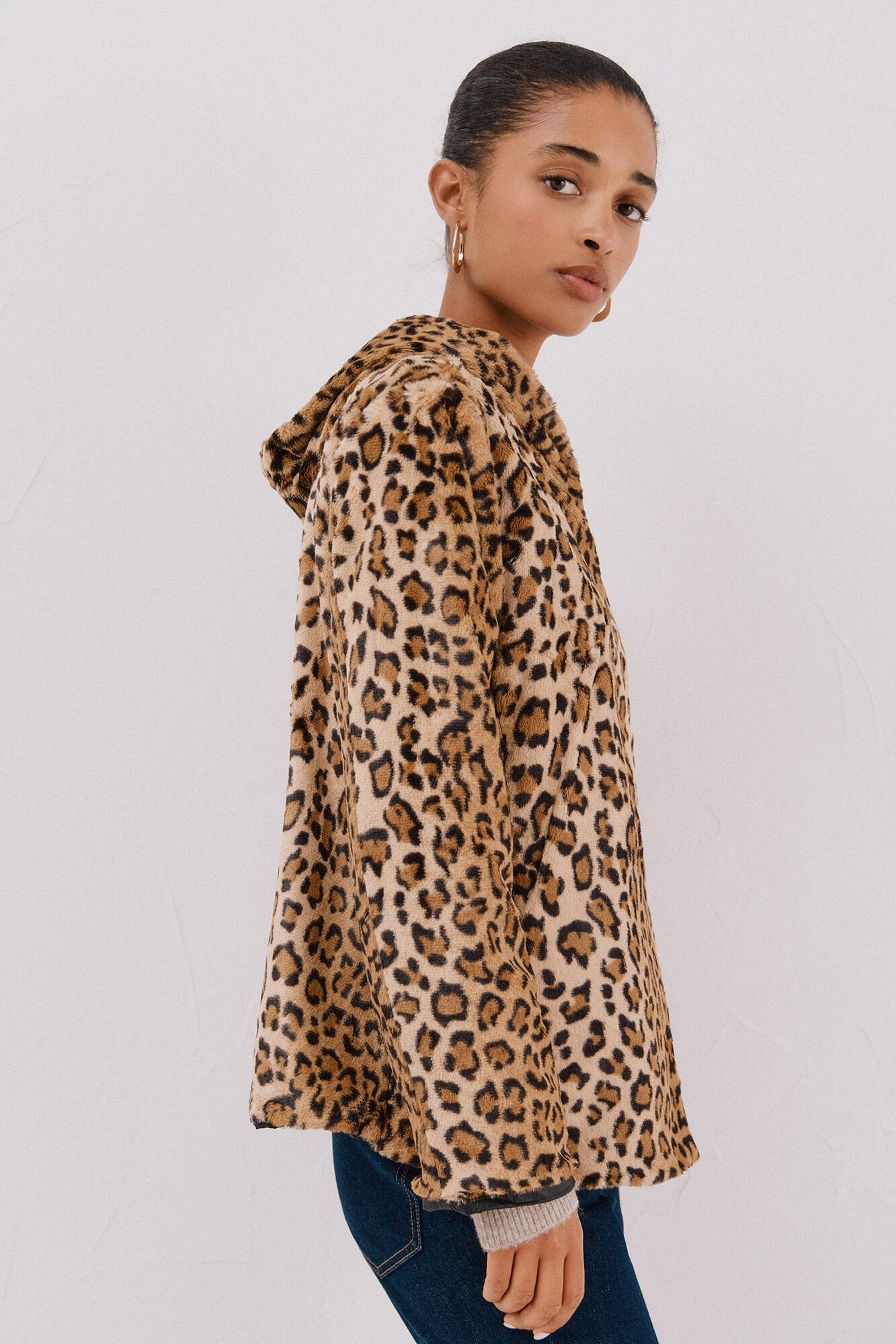 Cortefiel Short reversible faux fur jacket Black