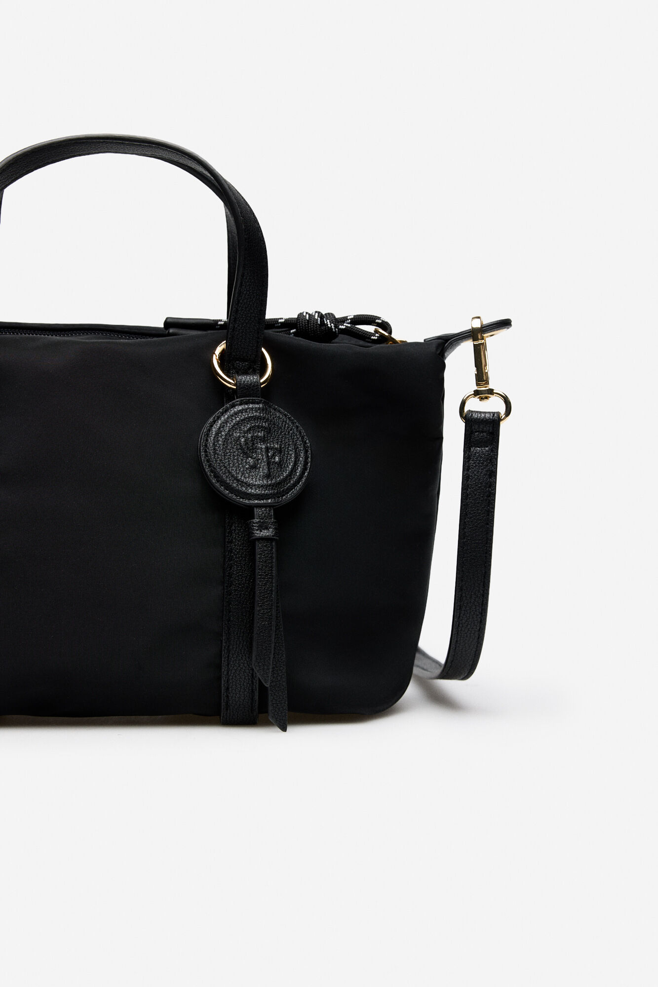 Cortefiel Bolso b&aacute;sico nylon Negro