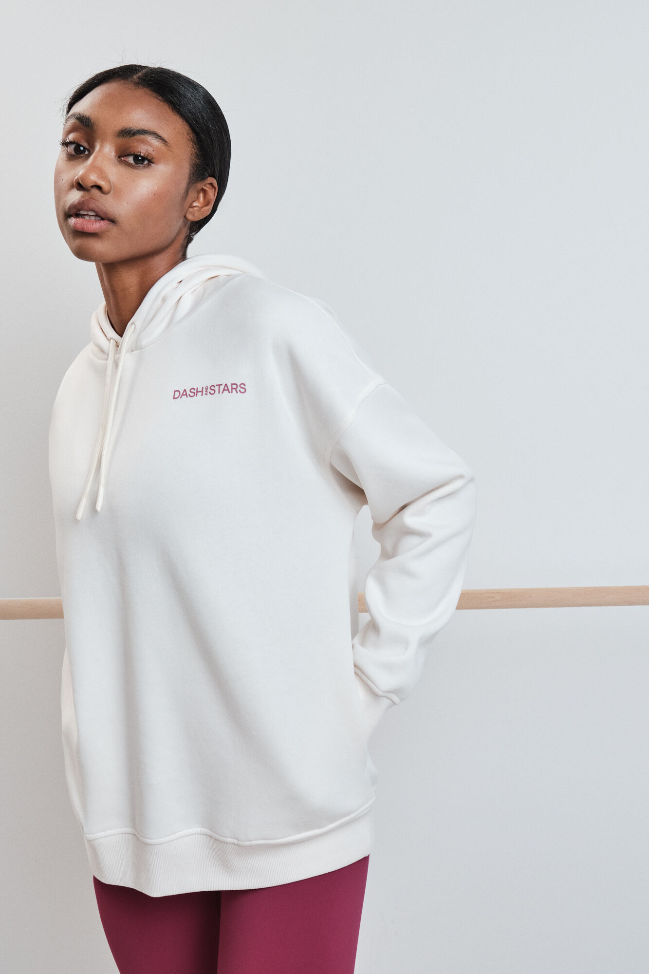 Dash and Stars Sudadera felpa algod&oacute;n blanco beige