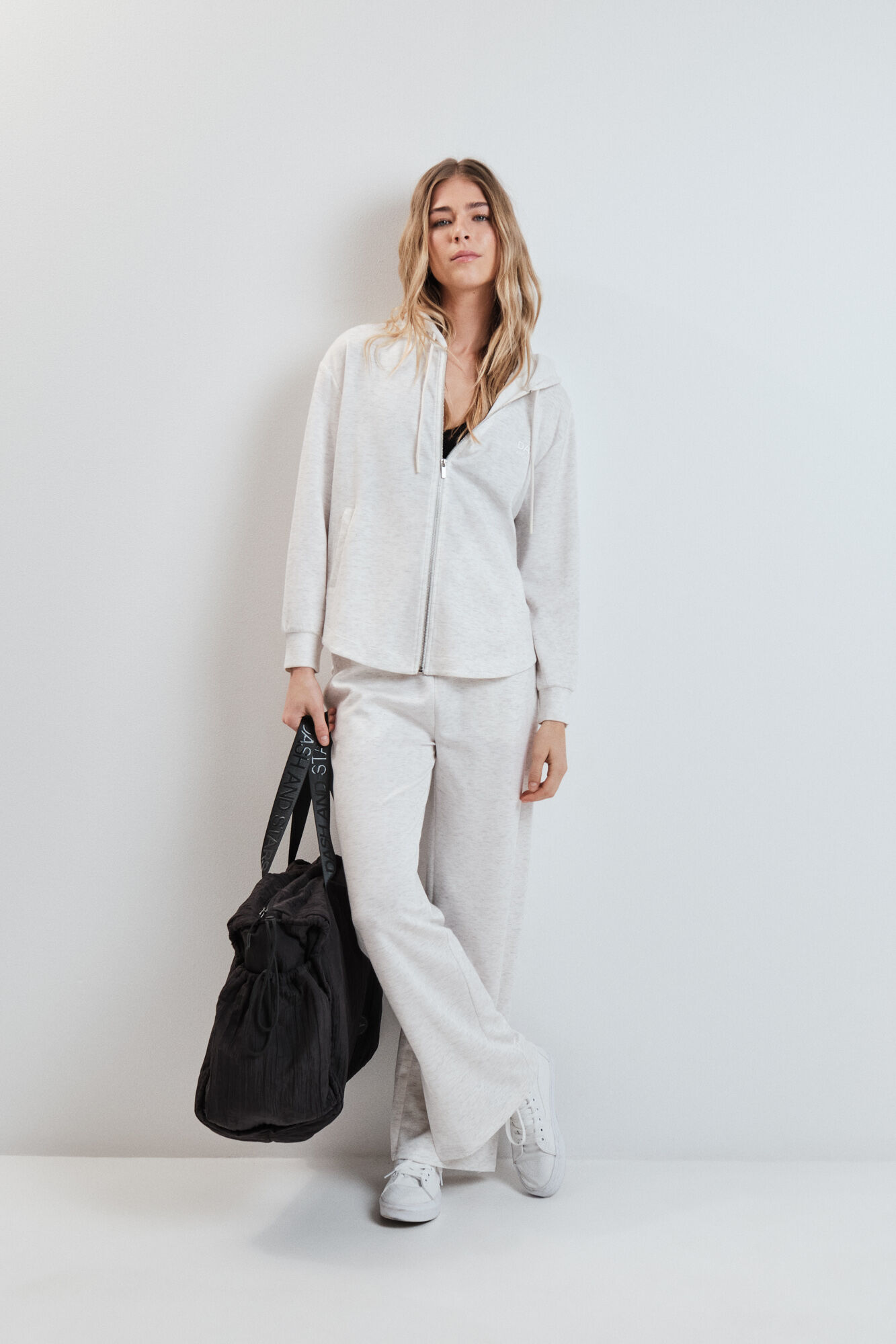 Dash and Stars Chaqueta capucha viscosa suave gris gris