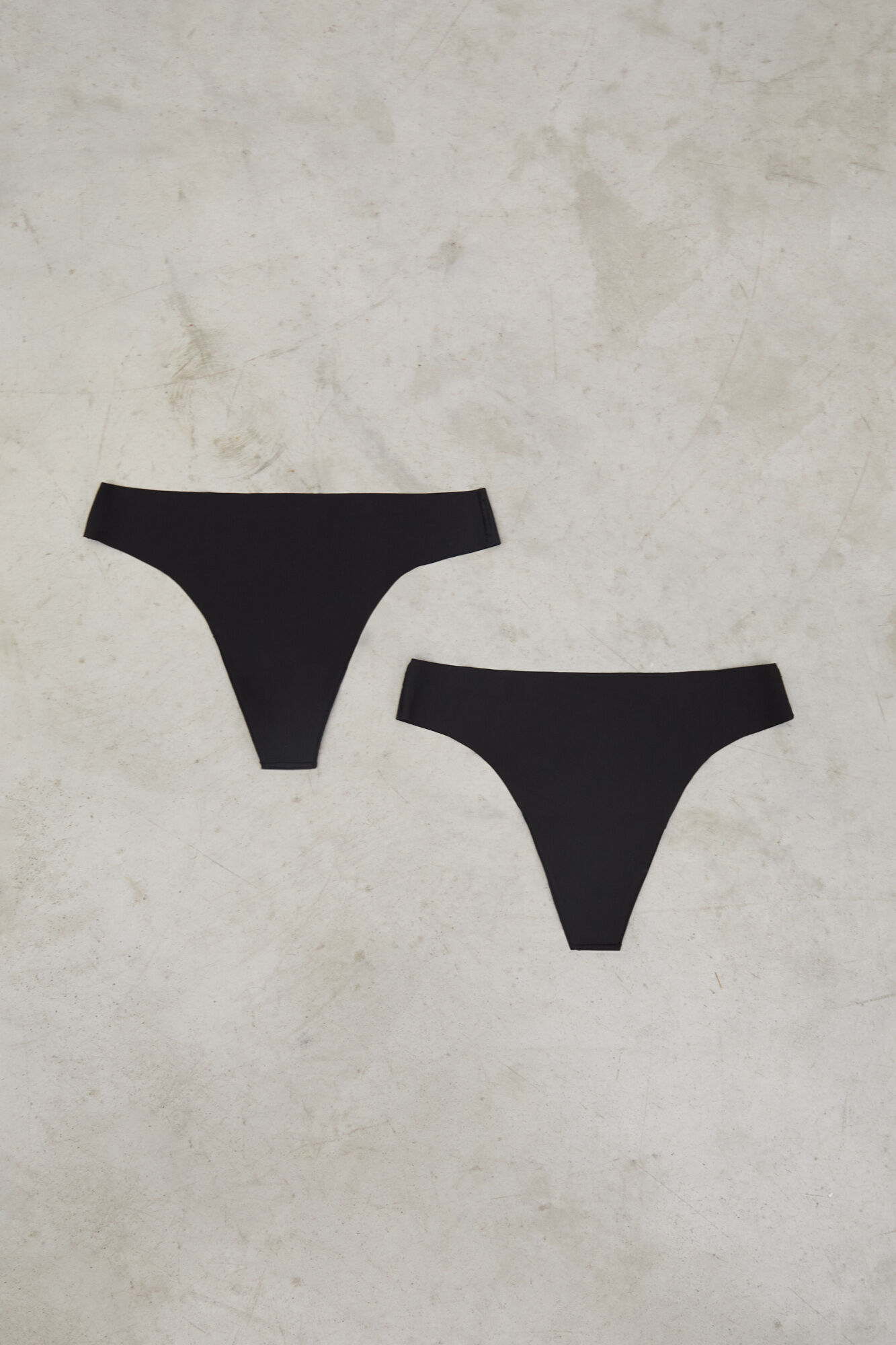 Dash and Stars Pack 2 tangas negro laser cut negro