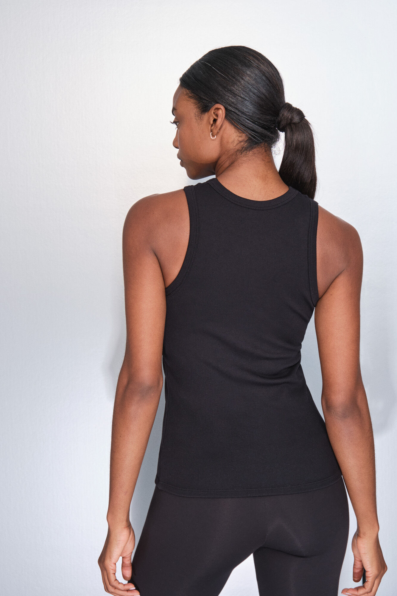 Dash and Stars Camiseta halter algod&oacute;n canal&eacute; negro