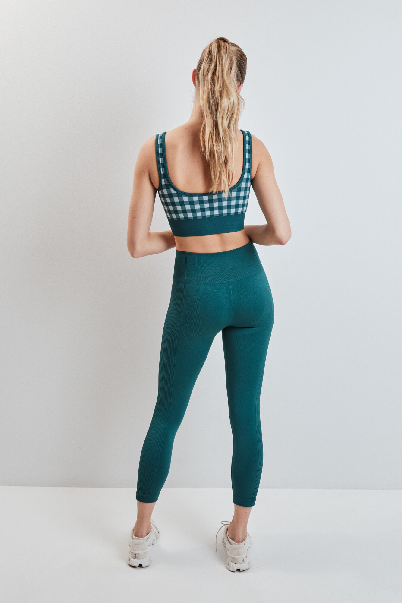 Dash and Stars Blue SEAMLESS COMFORT crop leggings blue