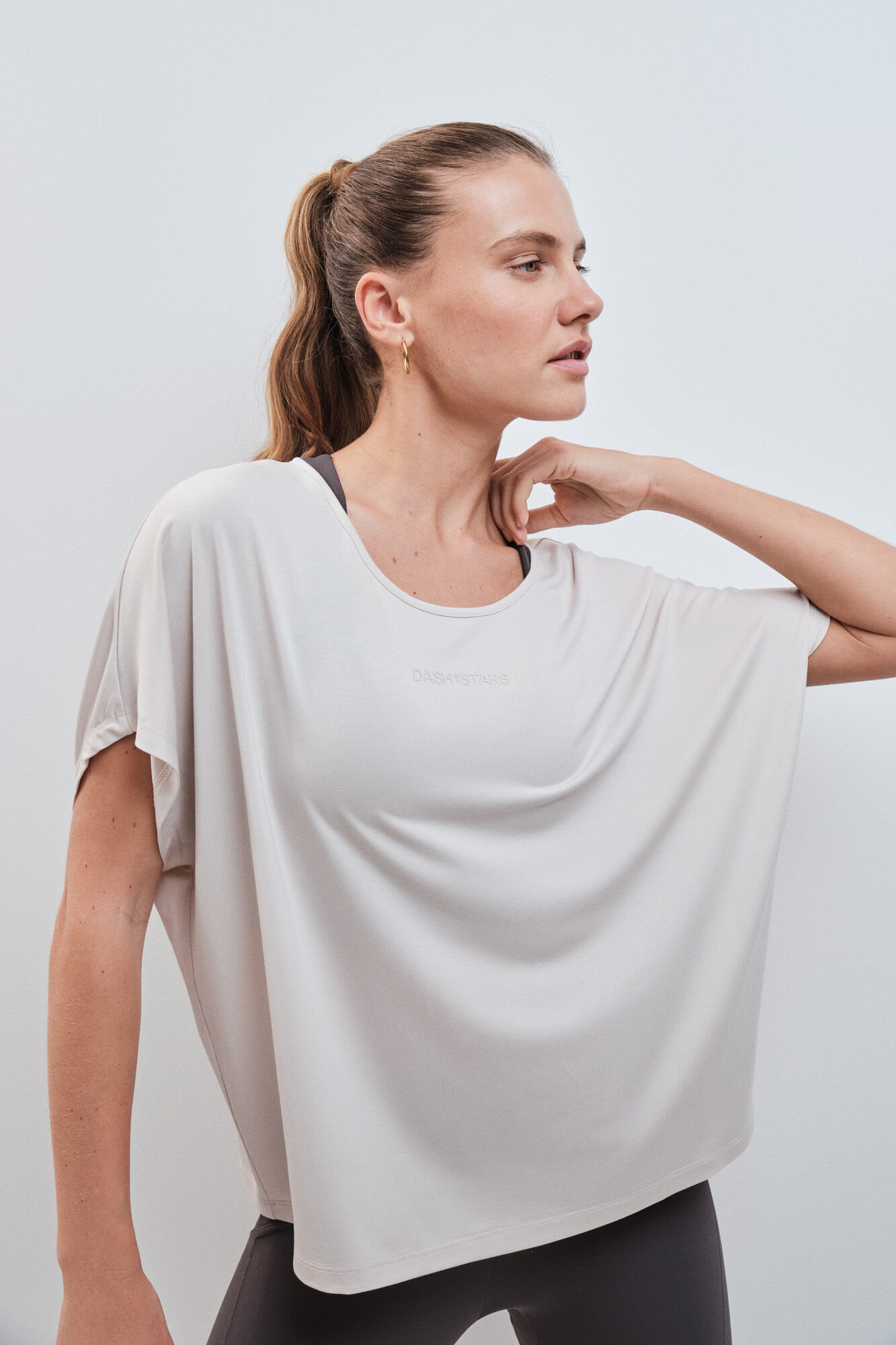Dash and Stars Camiseta manga corta modal gris