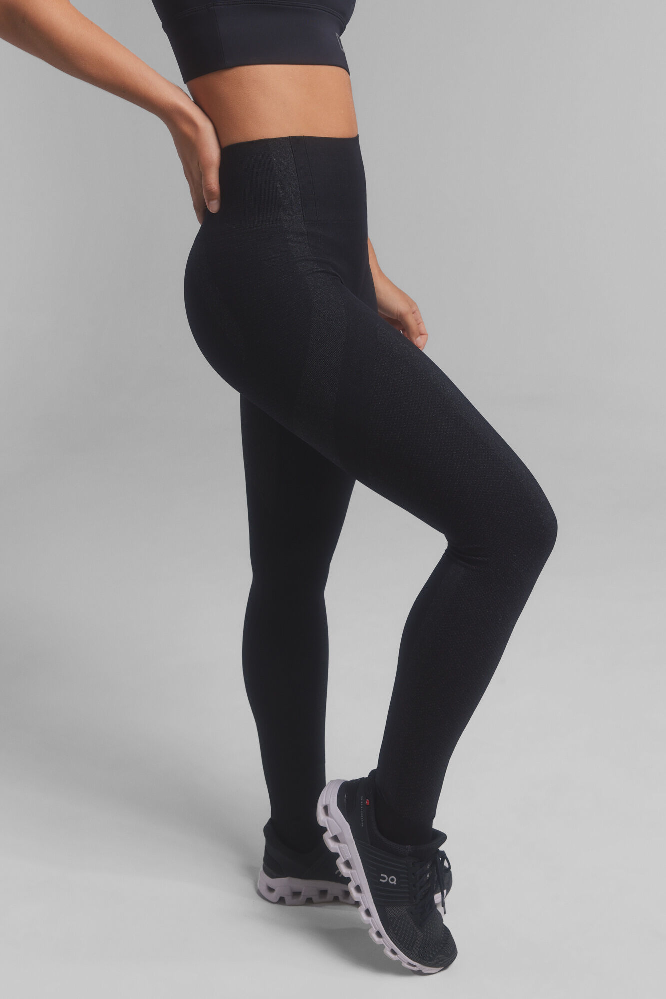 Dash and Stars Black Seamless Fit leggings black
