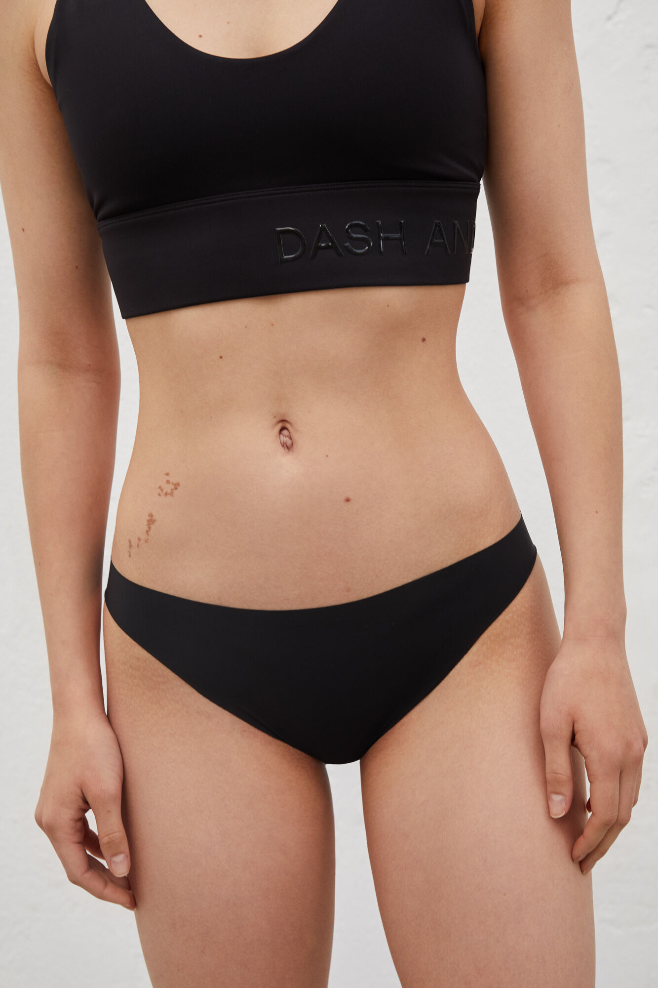 Dash and Stars Pack 2 bragas cl&aacute;sicas negro laser cut