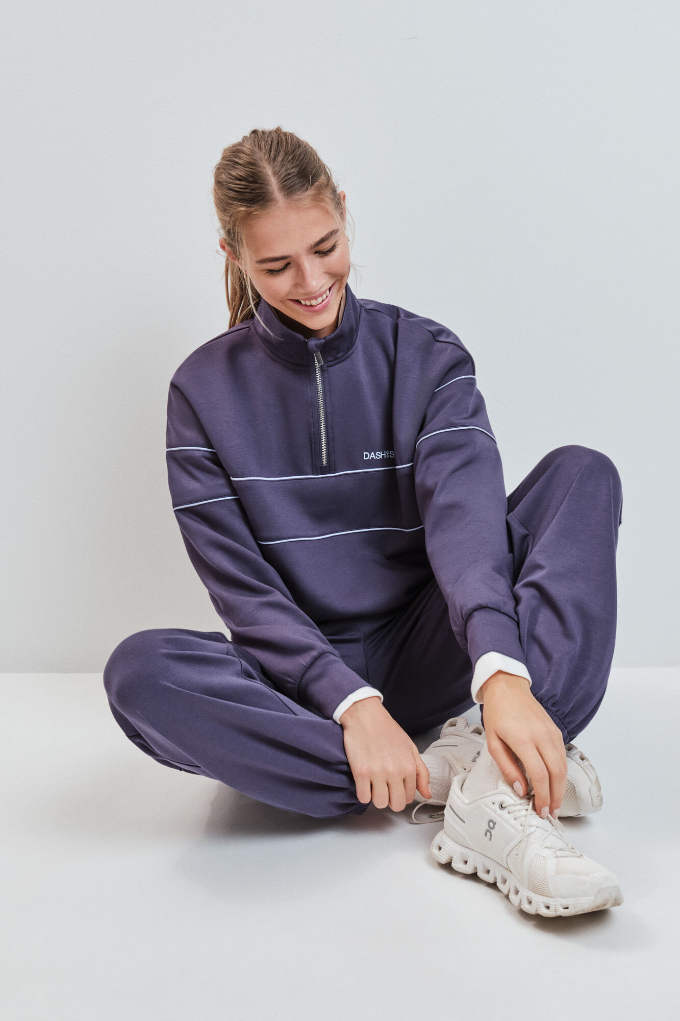 Dash and Stars Casaco gola alta com fecho-&eacute;clair cinzento