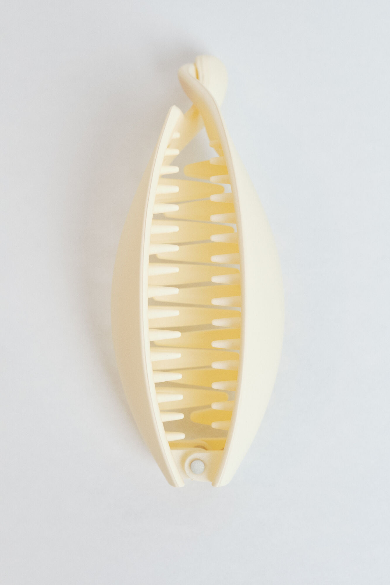 Dash and Stars Lilac hair clip yellow