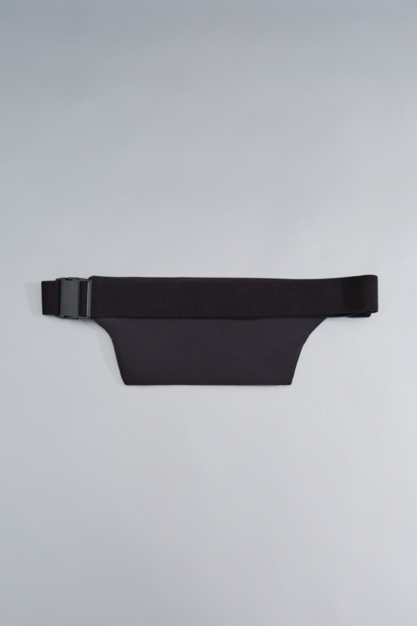 Dash and Stars Extra flat black bum bag black