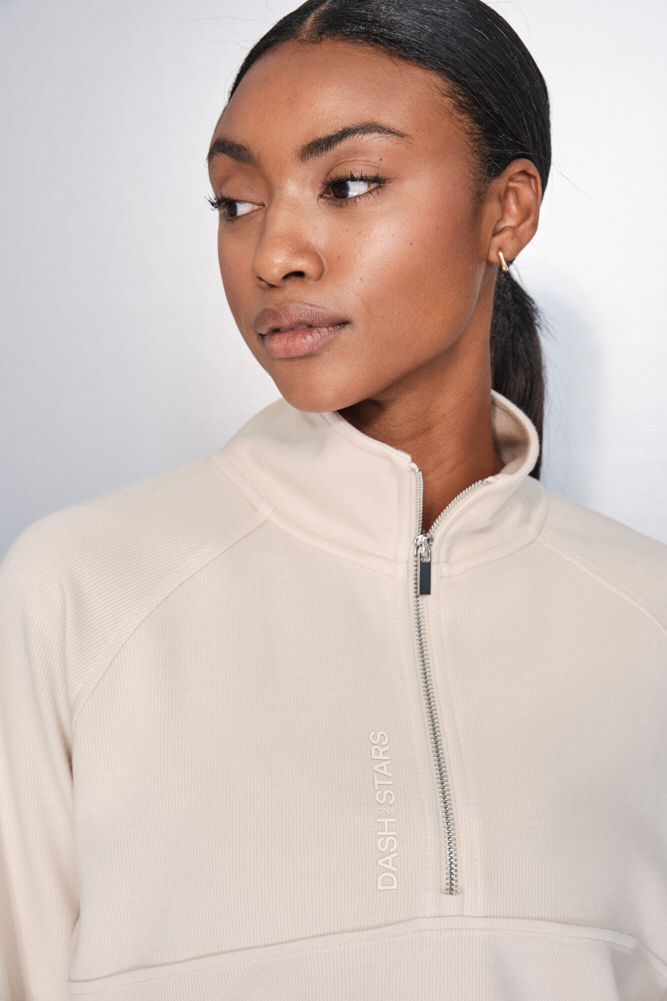 Dash and Stars Sudadera cuello cremallera beige