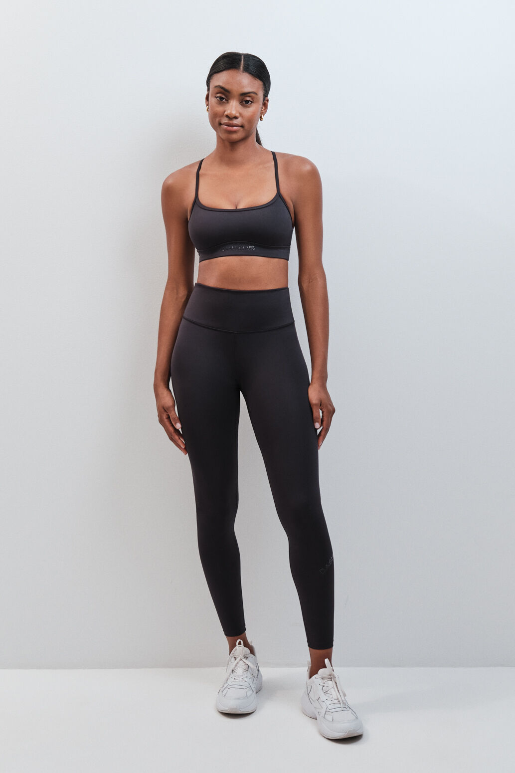 Dash and Stars Soutien desportivo 4D Stretch cinzento preto