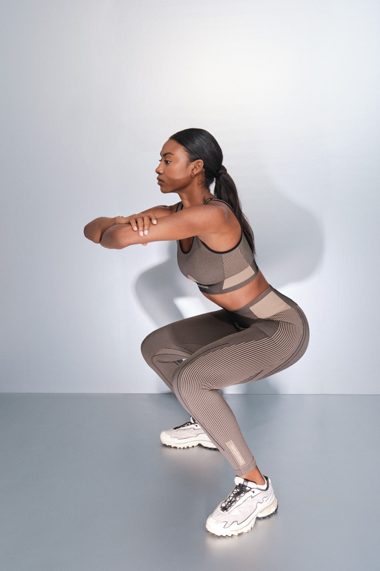 Dash and Stars Leggings largos SEAMLESS COMFORT marr&oacute;n