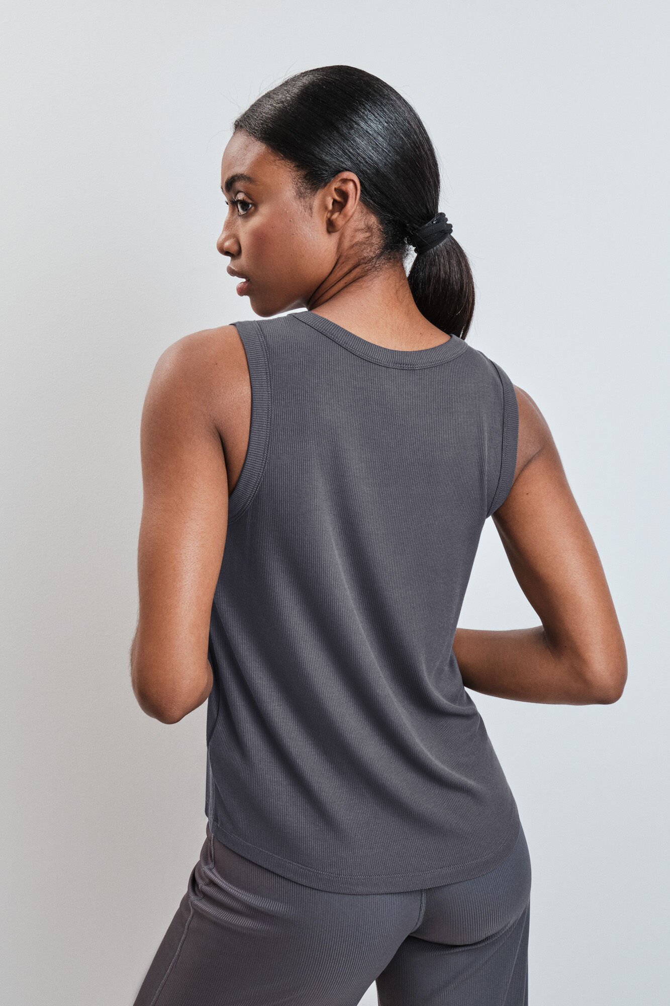 Dash and Stars Camiseta sin mangas rib gris gris