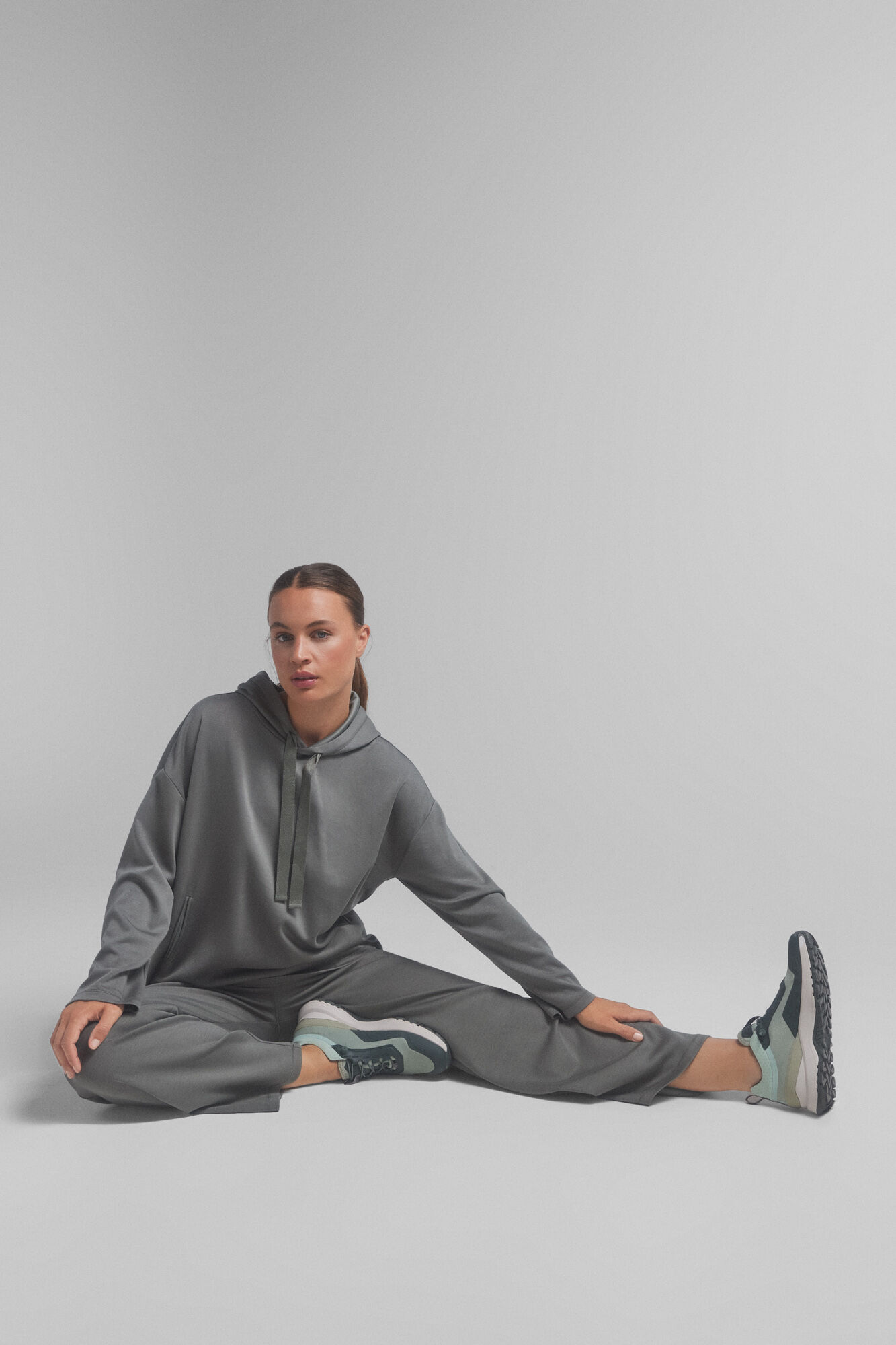 Dash and Stars Sudadera capucha suave kaki