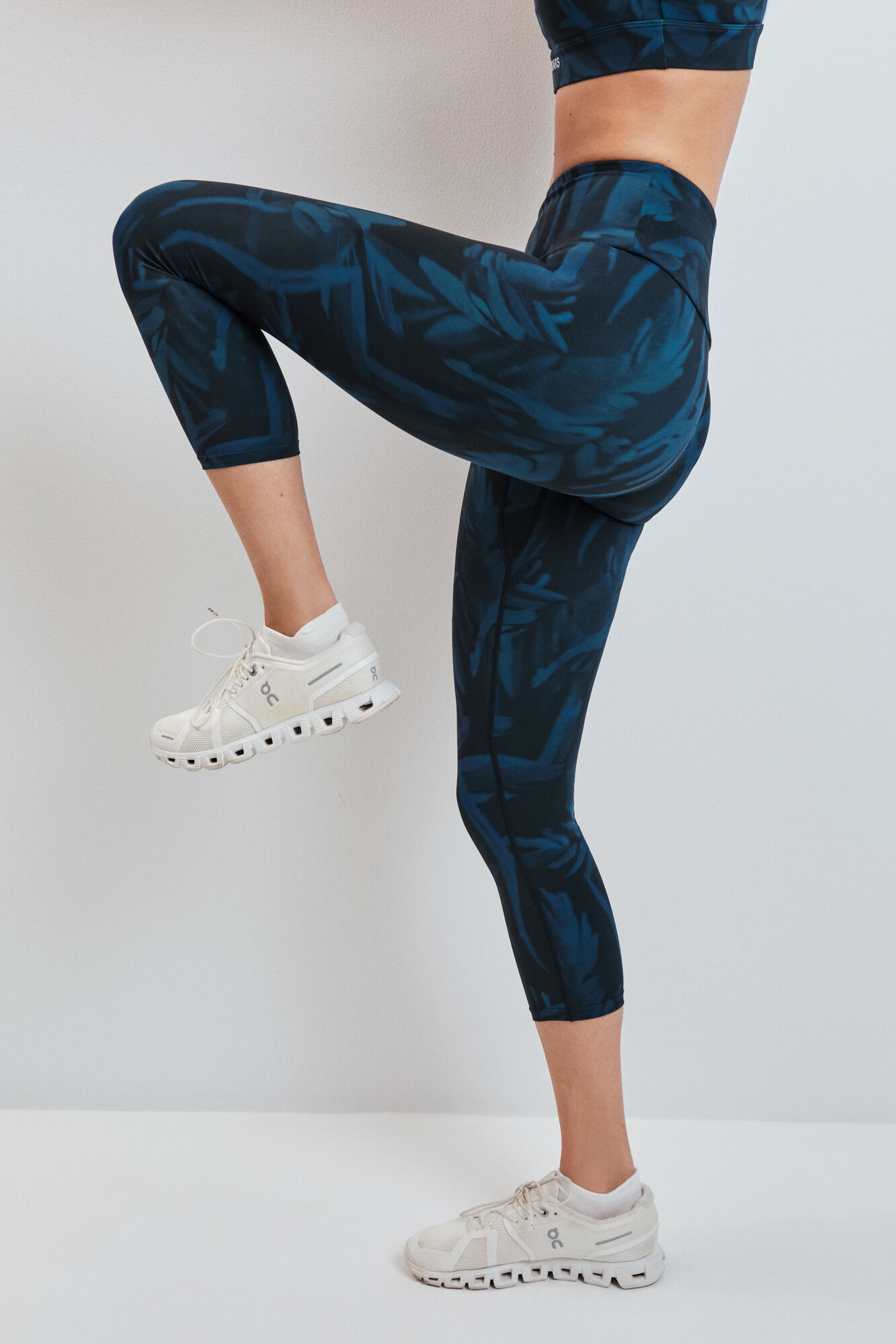 Dash and Stars Leggings crop estampado verde 4D STRETCH
