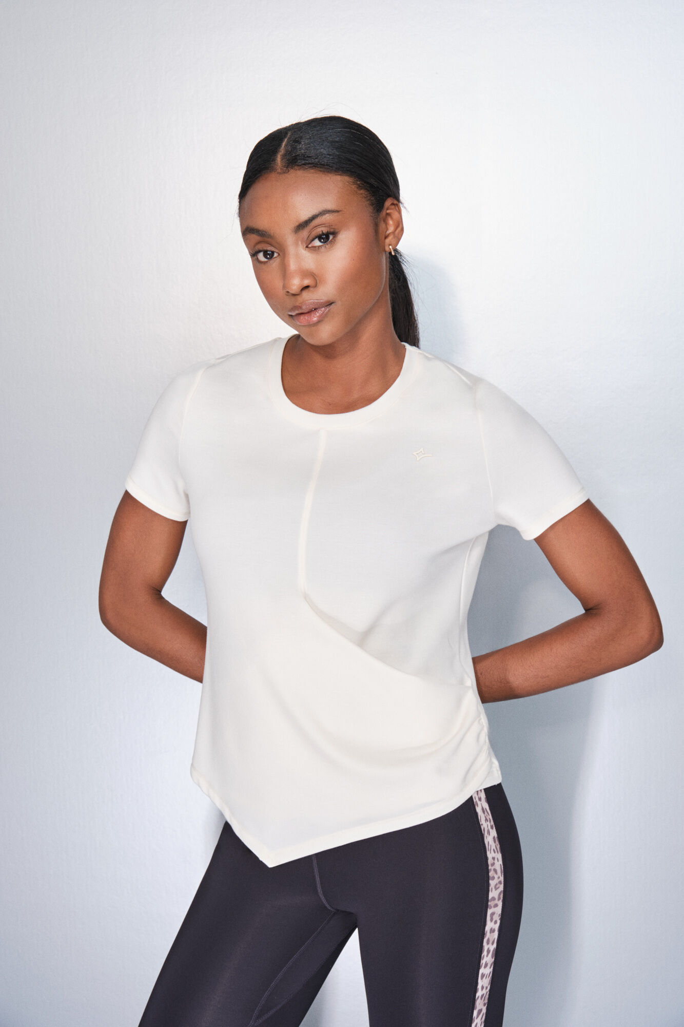 Dash and Stars Camiseta manga corta blanco drapeado 