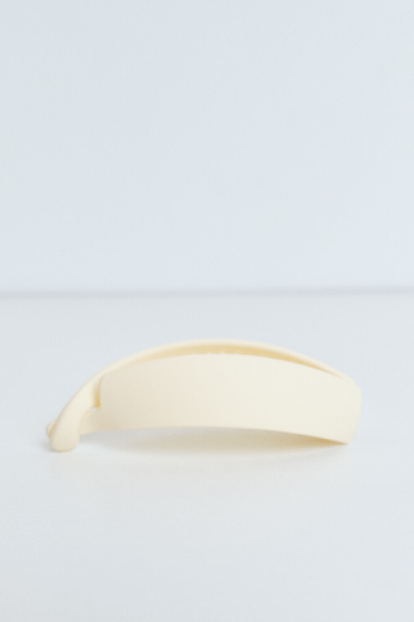 Dash and Stars Lilac hair clip yellow