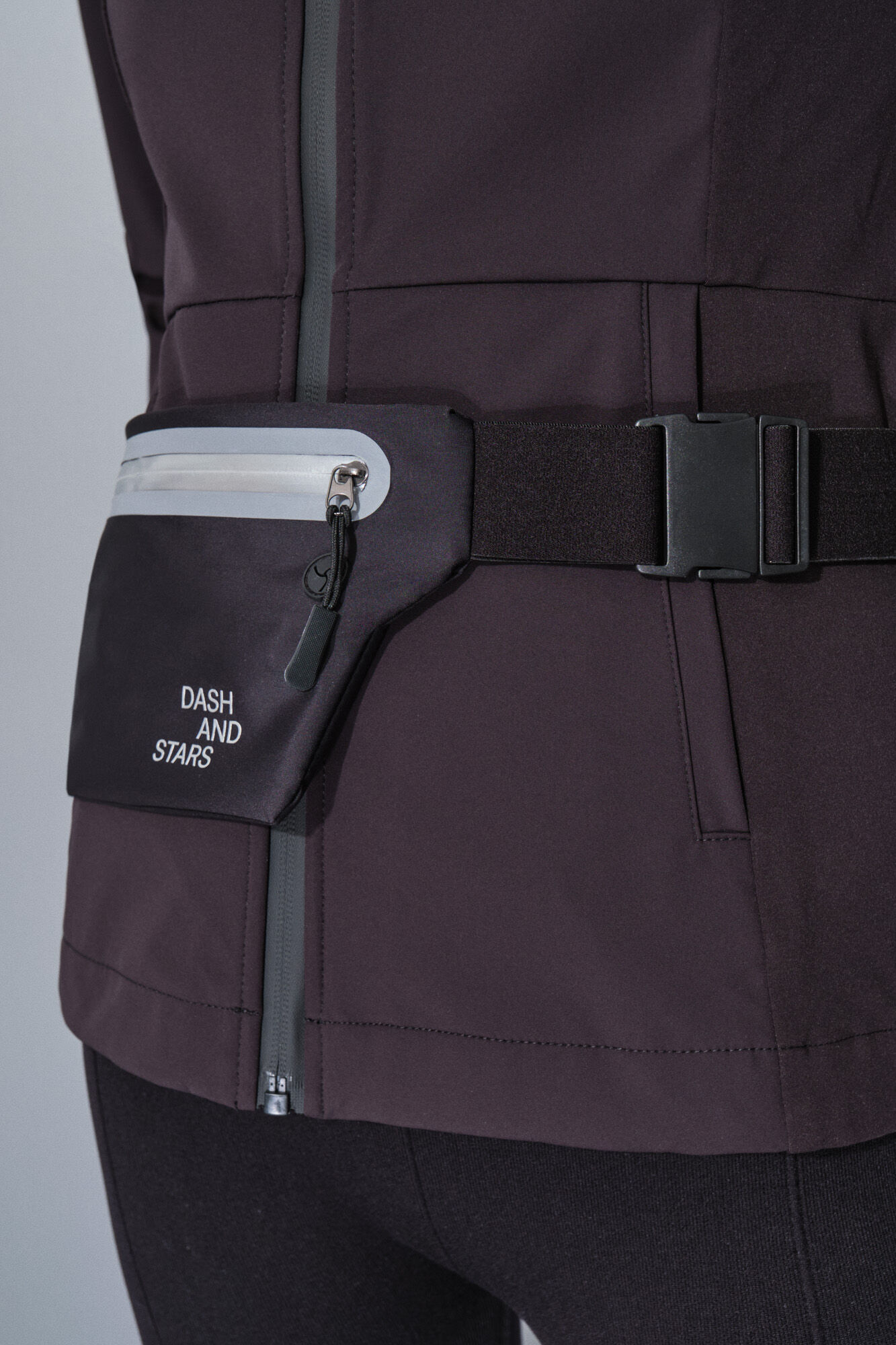 Dash and Stars Ri&ntilde;onera negra extra plana