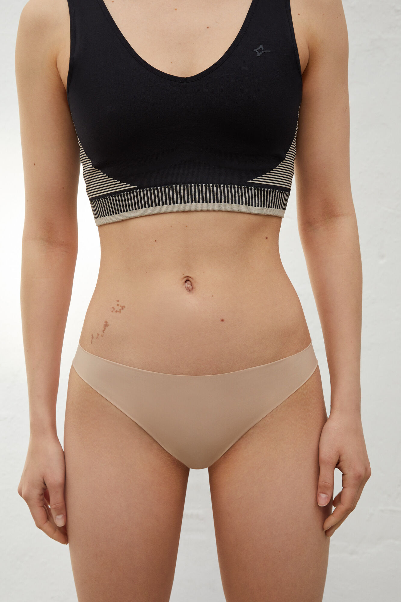 Dash and Stars Pack 2 bragas brasile&ntilde;as nude laser cut