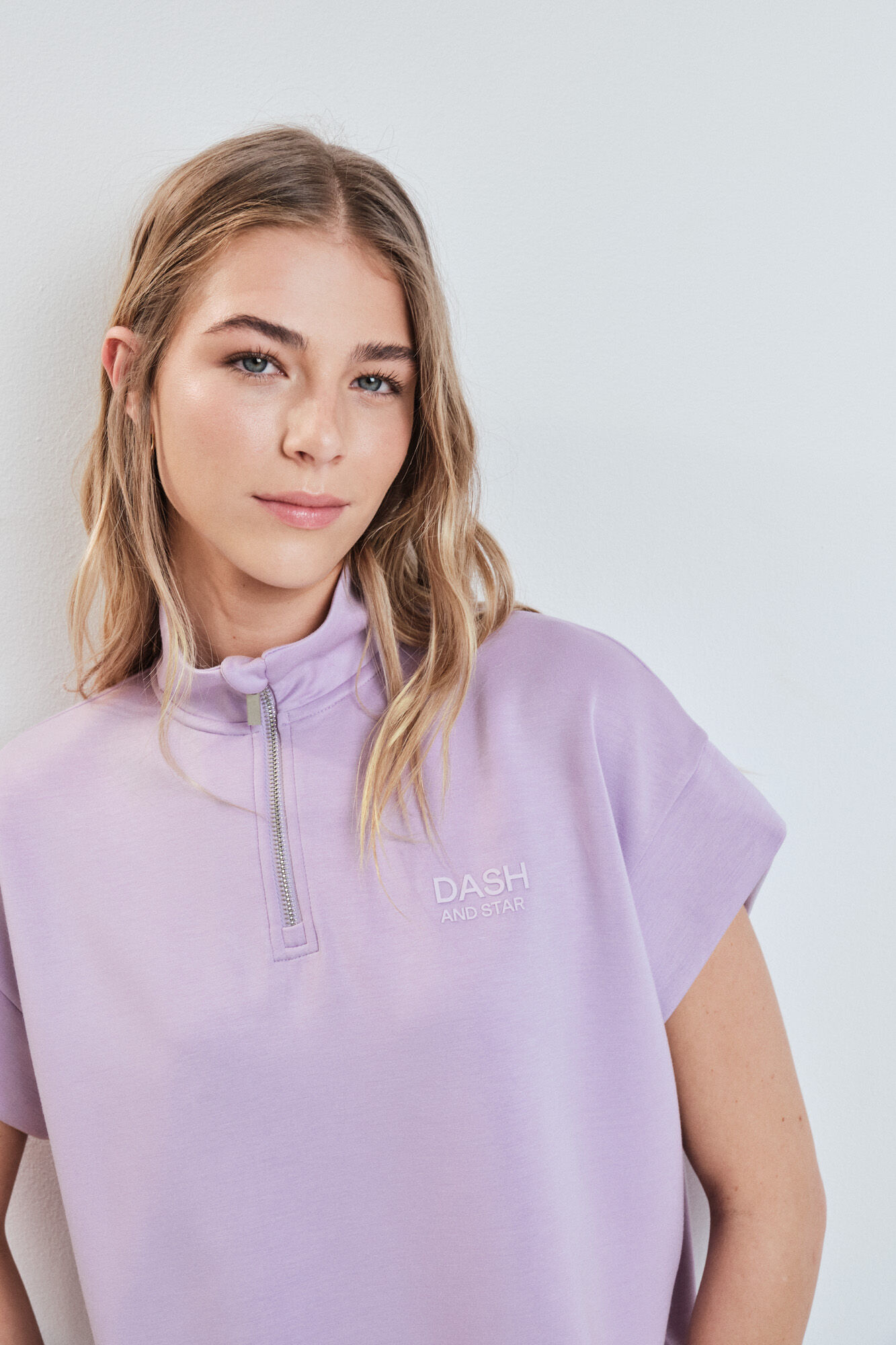 Dash and Stars Sudadera manga corta viscosa suave rosa