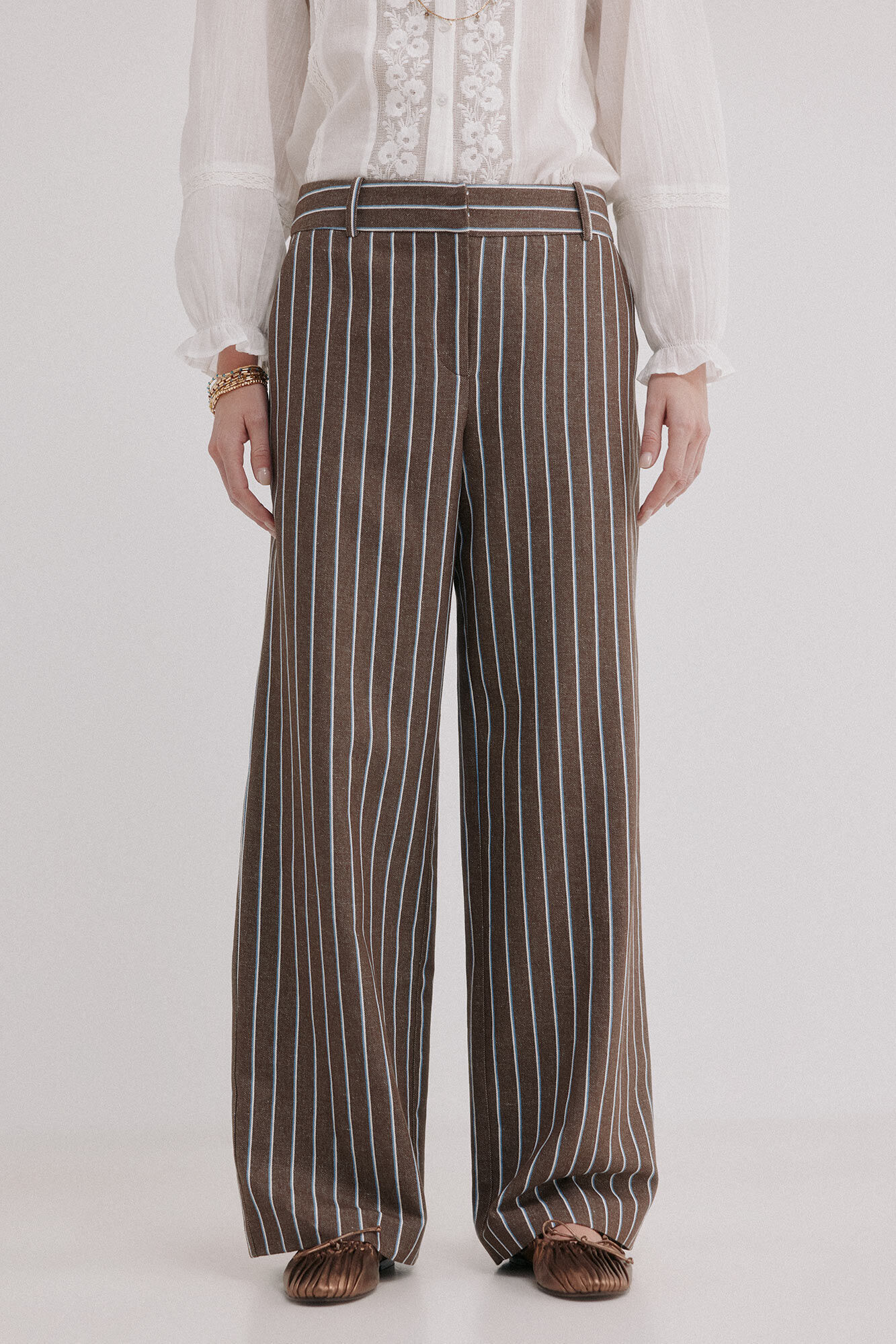 Hoss Intropia P&iacute;a. Pantalones de rayas