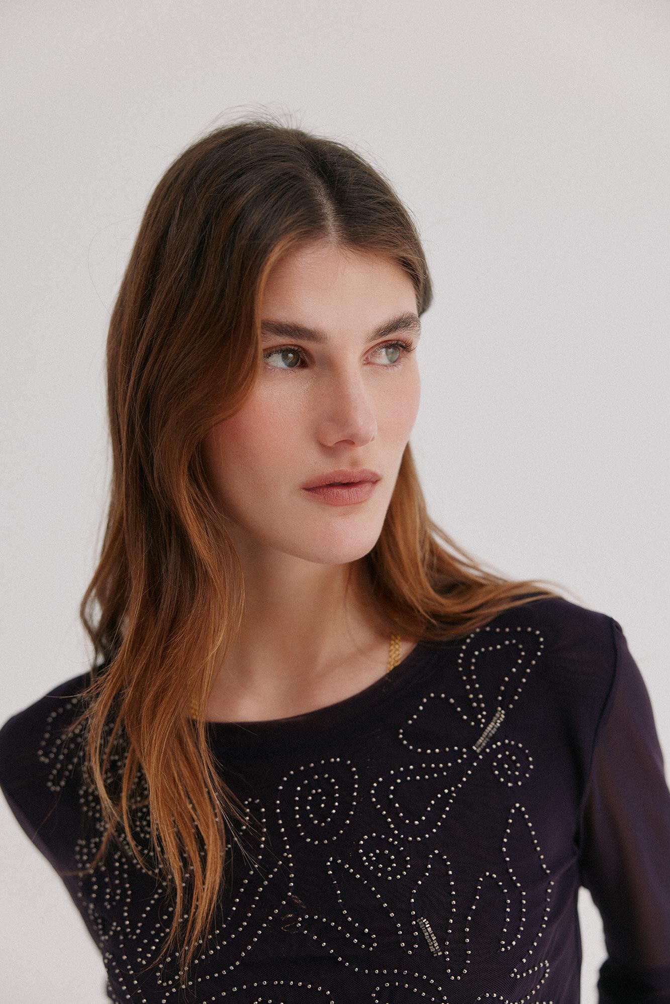 Hoss Intropia Mariana. Top bordado Roxo