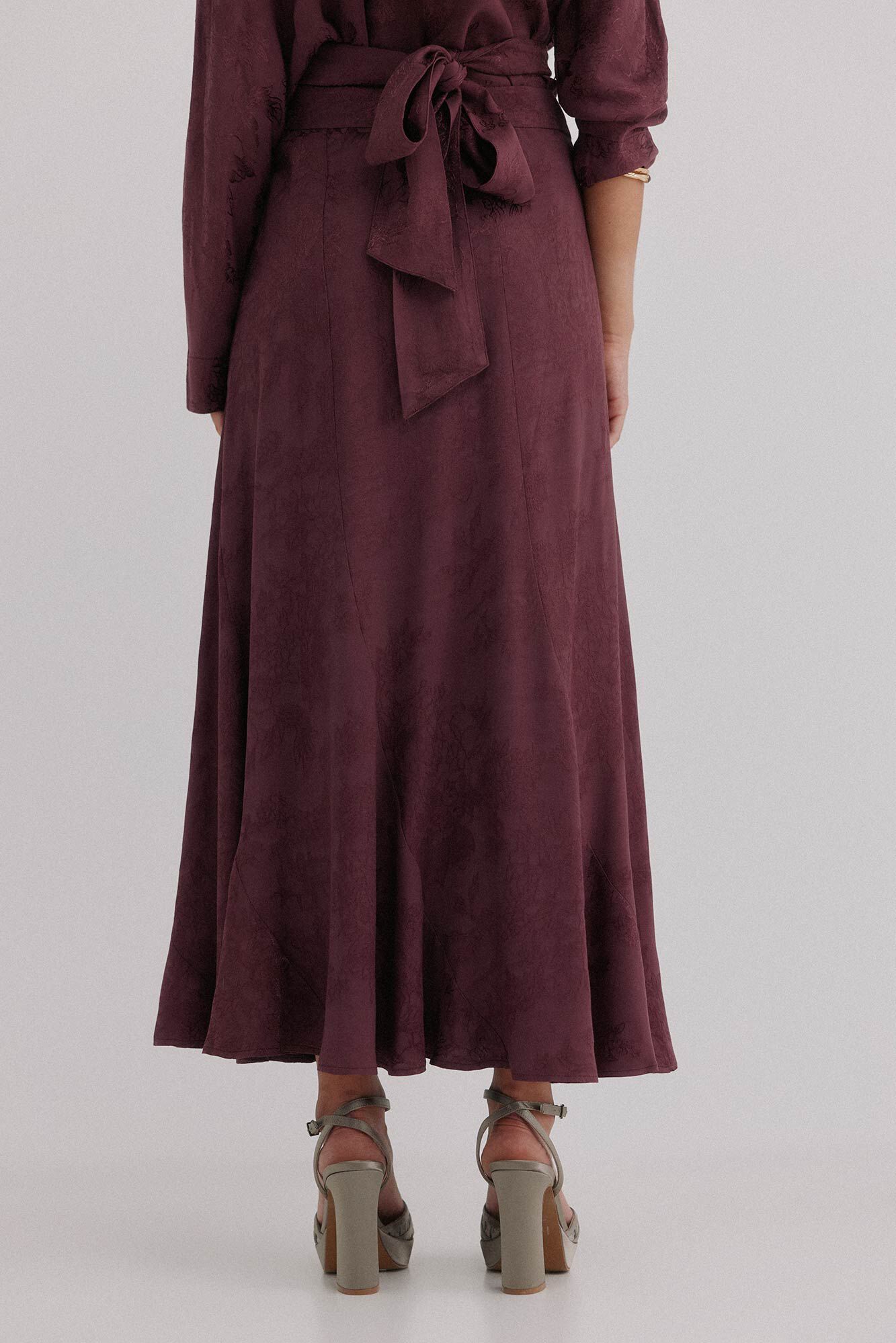 Hoss Intropia Romina. Saia jacquard Granada