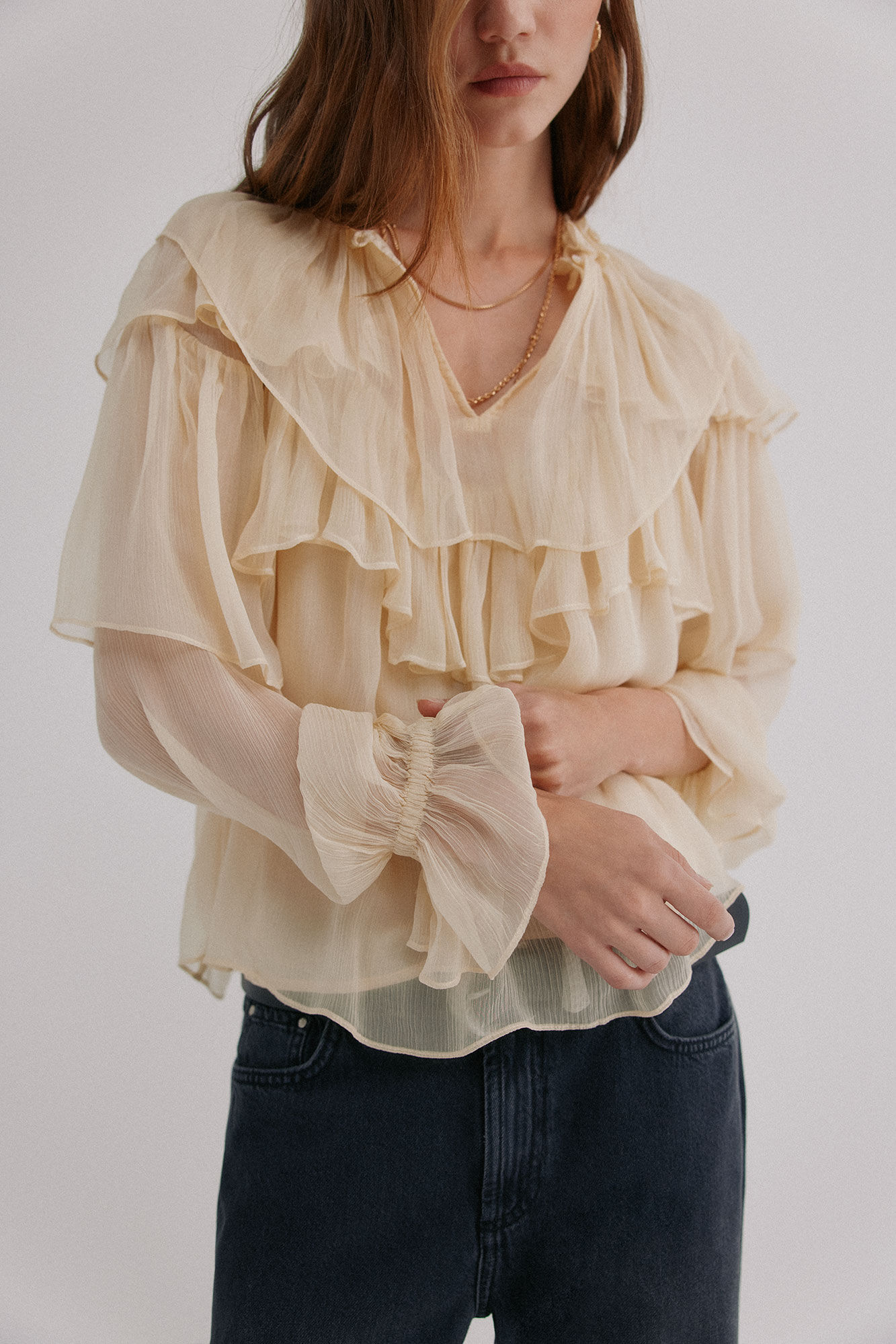 Hoss Intropia Giulia. Blusa rom&aacute;ntica Marfil